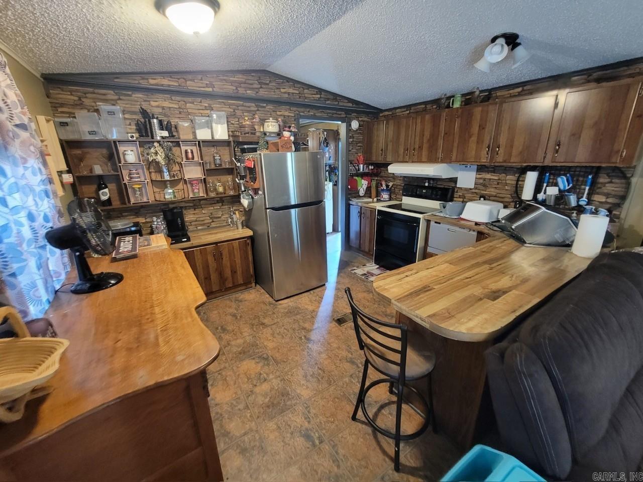 11  D and N  Greenbrier, AR