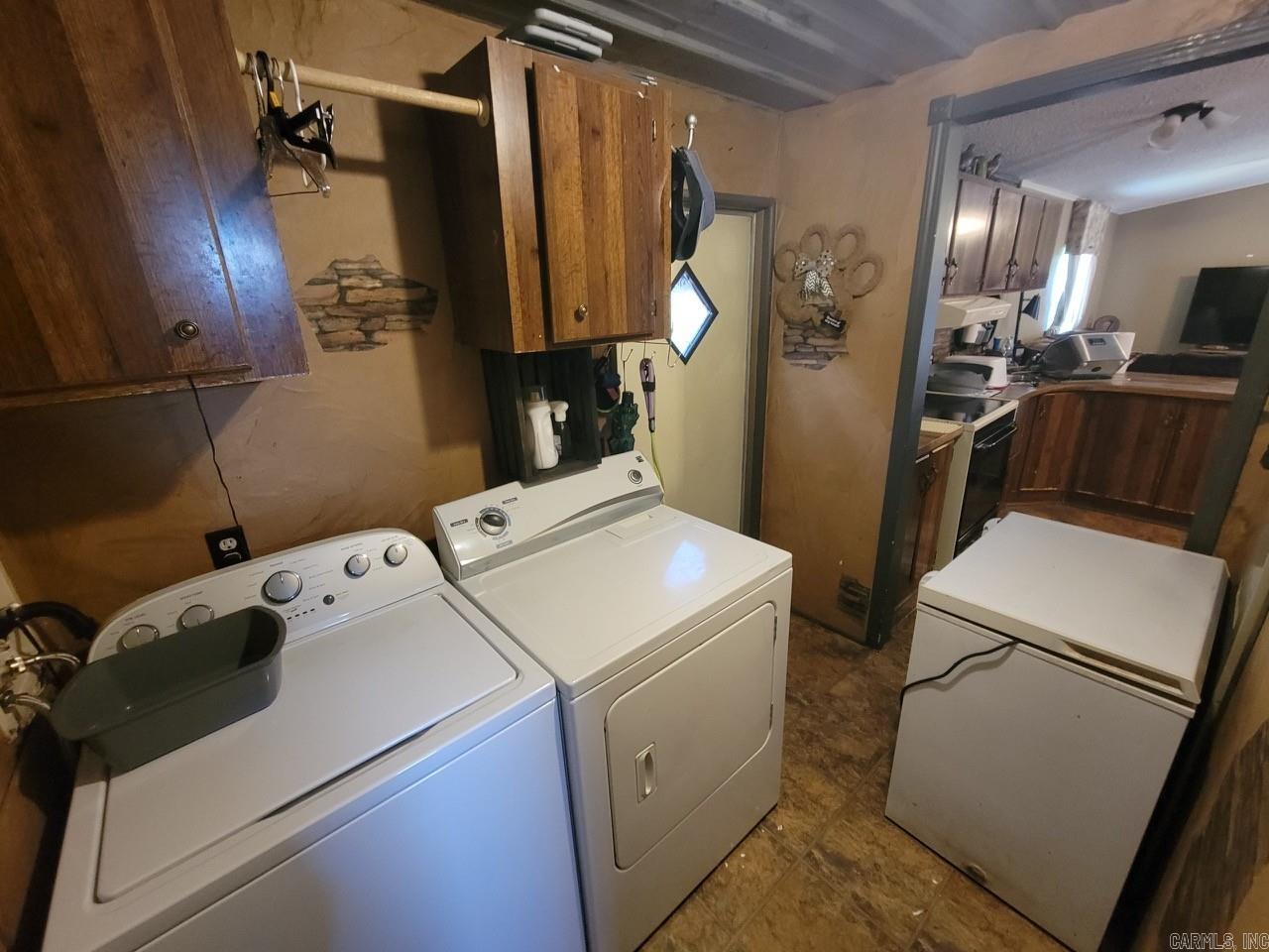 11  D and N  Greenbrier, AR