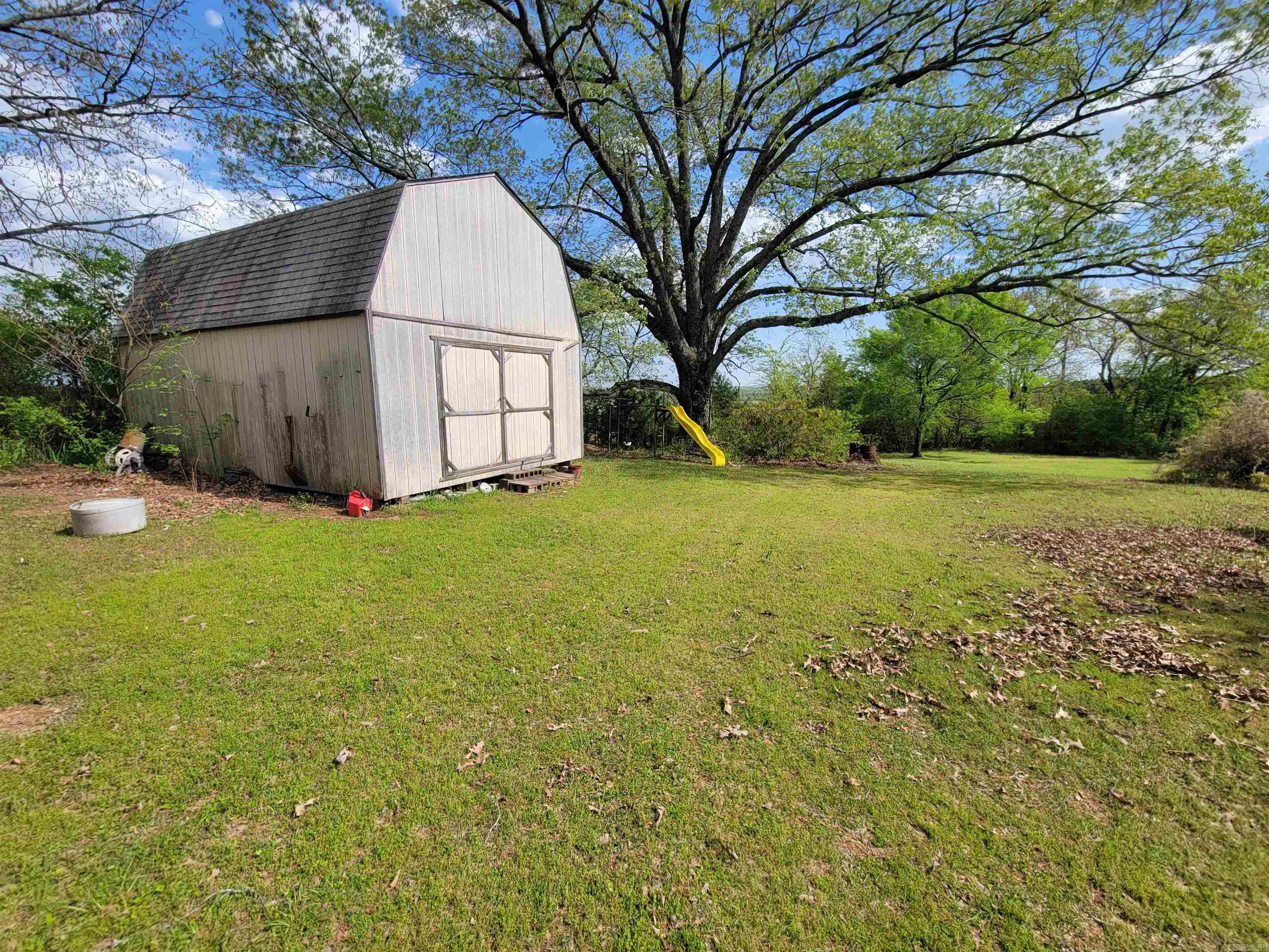 11  D and N  Greenbrier, AR