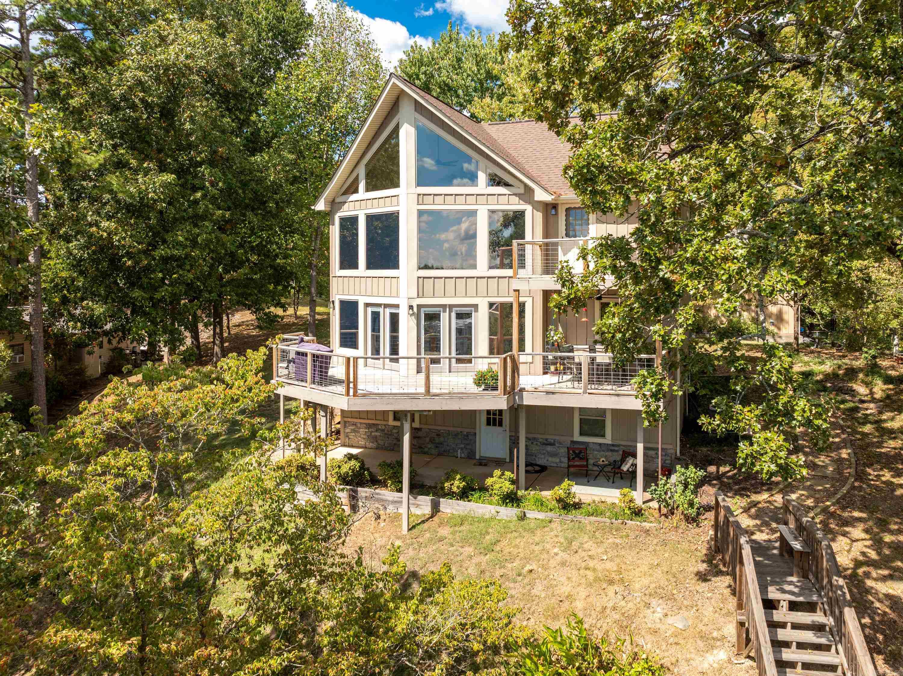 118  Silverwood  Hot Springs, AR