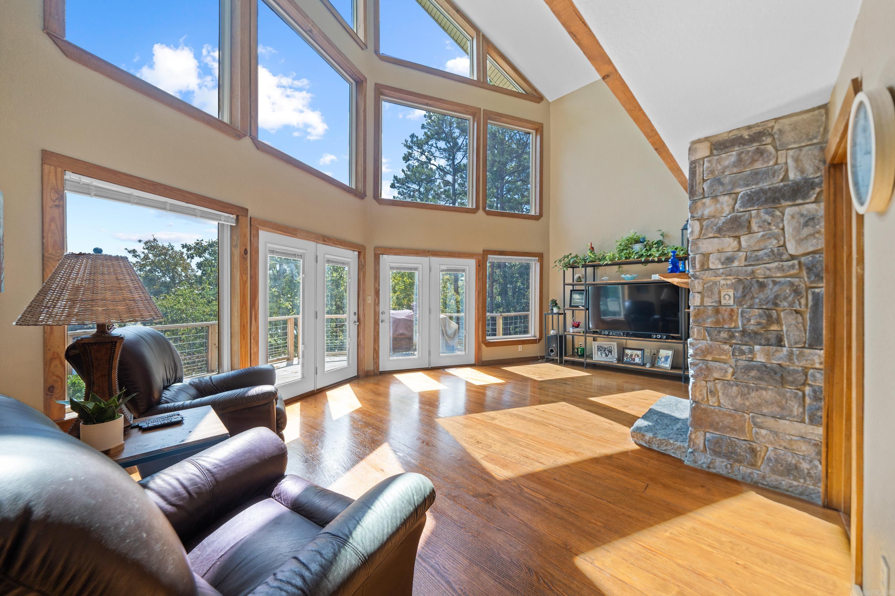 118  Silverwood  Hot Springs, AR