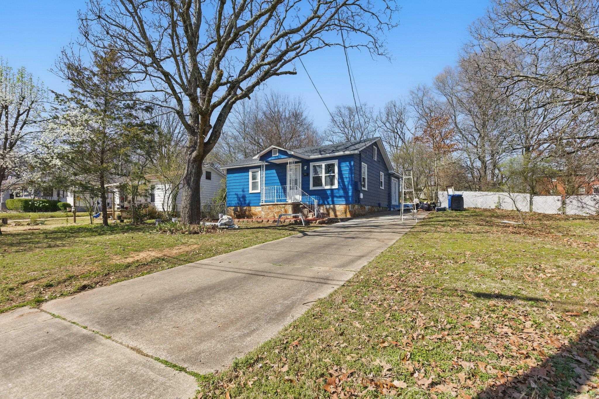 1005 W 54th  North Little Rock, AR