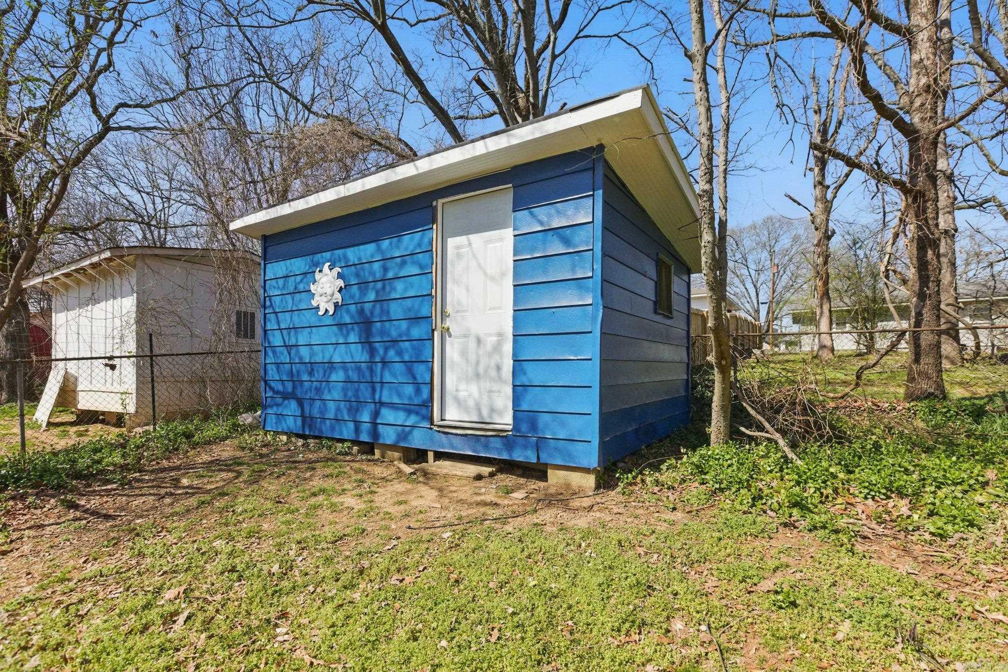 1005 W 54th  North Little Rock, AR
