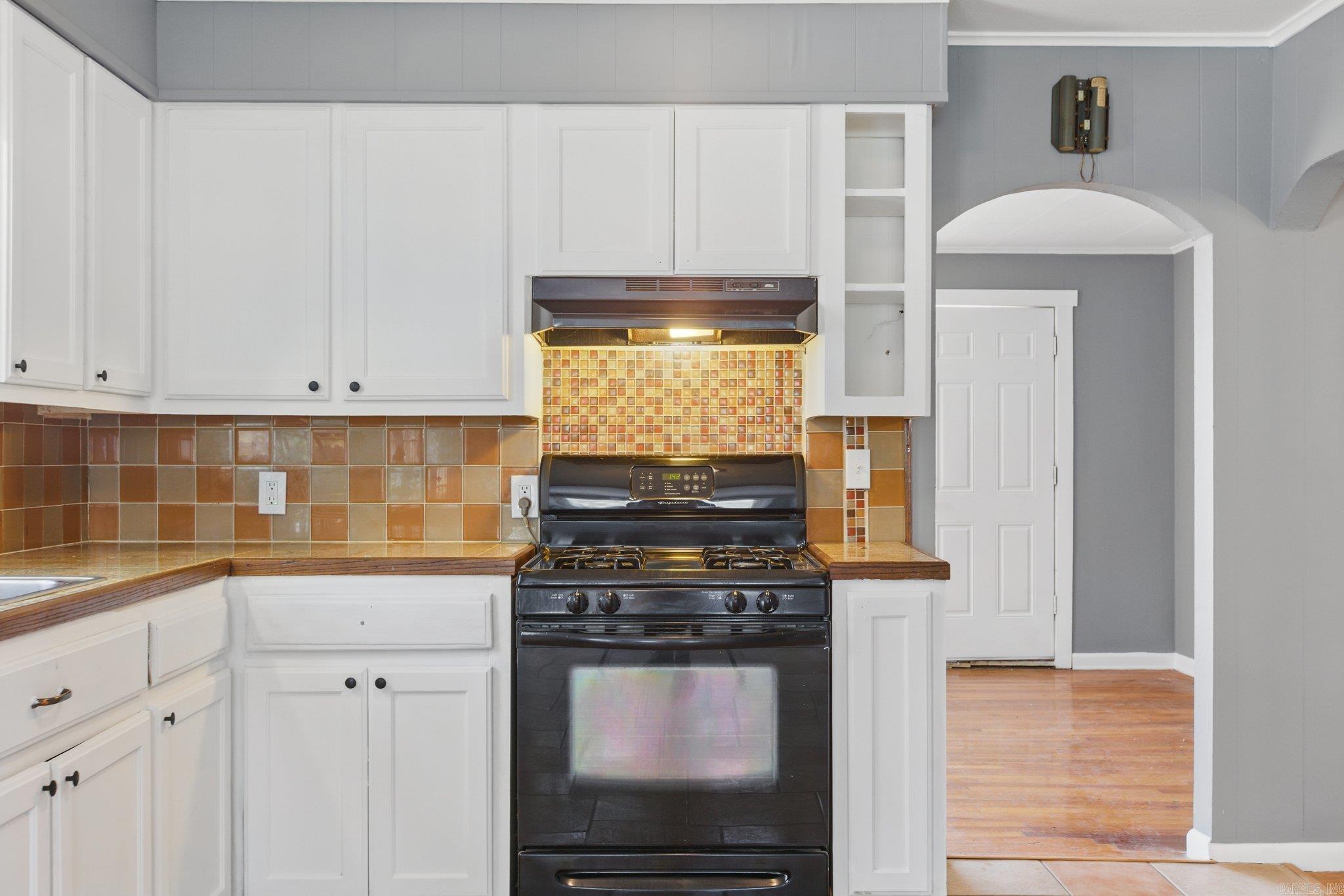 1005 W 54th  North Little Rock, AR