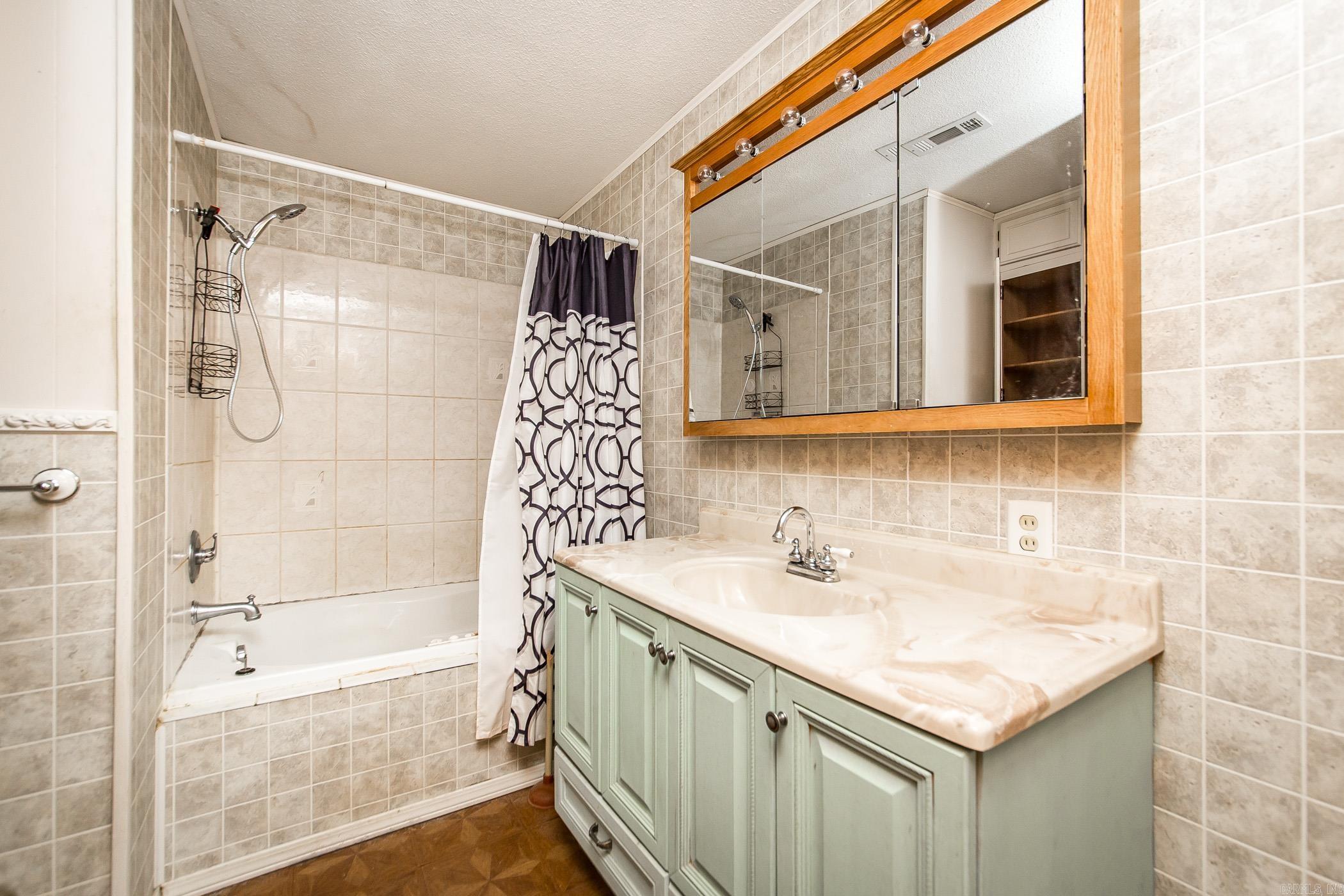 292 N Stagecoach Road  Cabot, AR