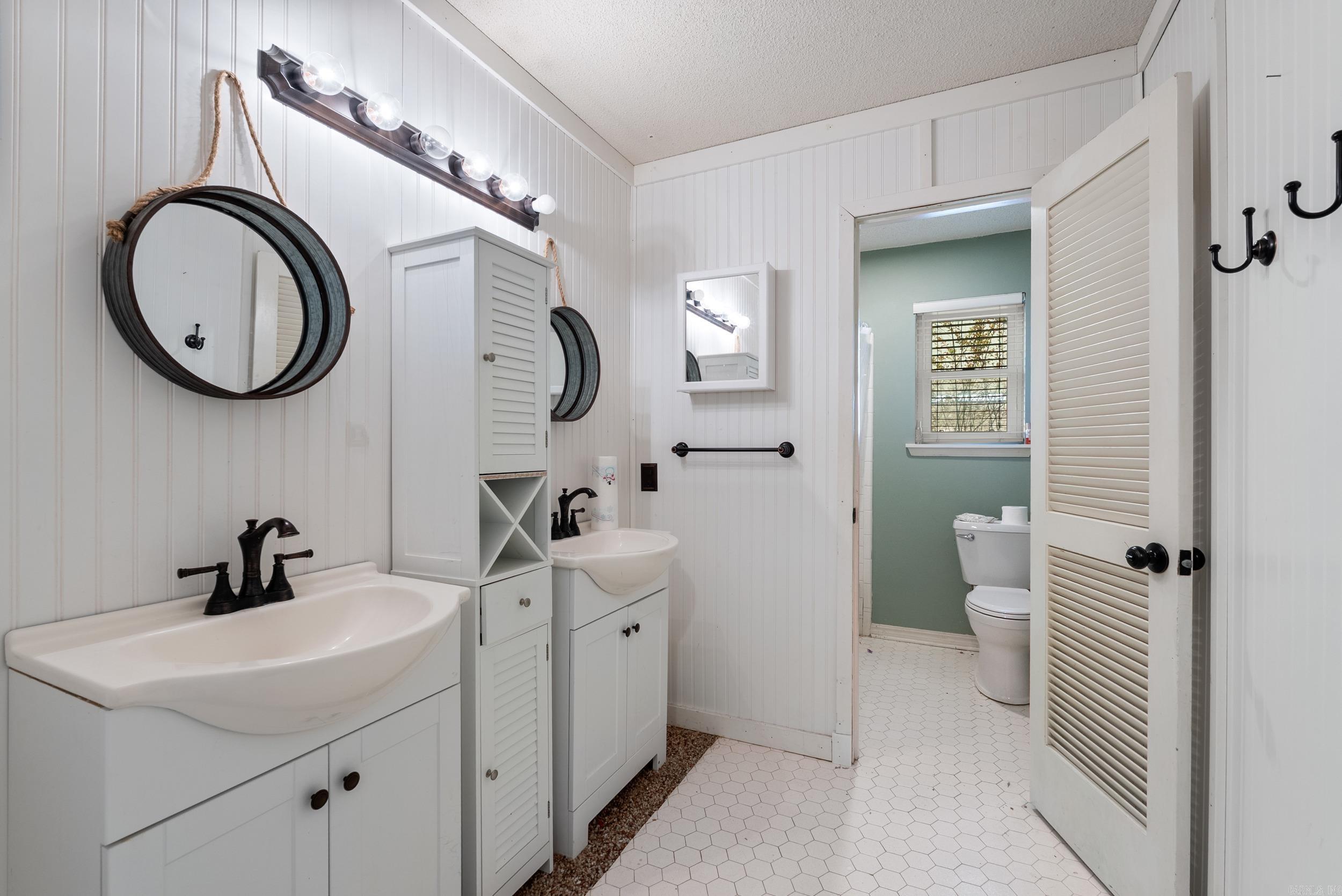 9 White Oak Drive Conway, AR 72034