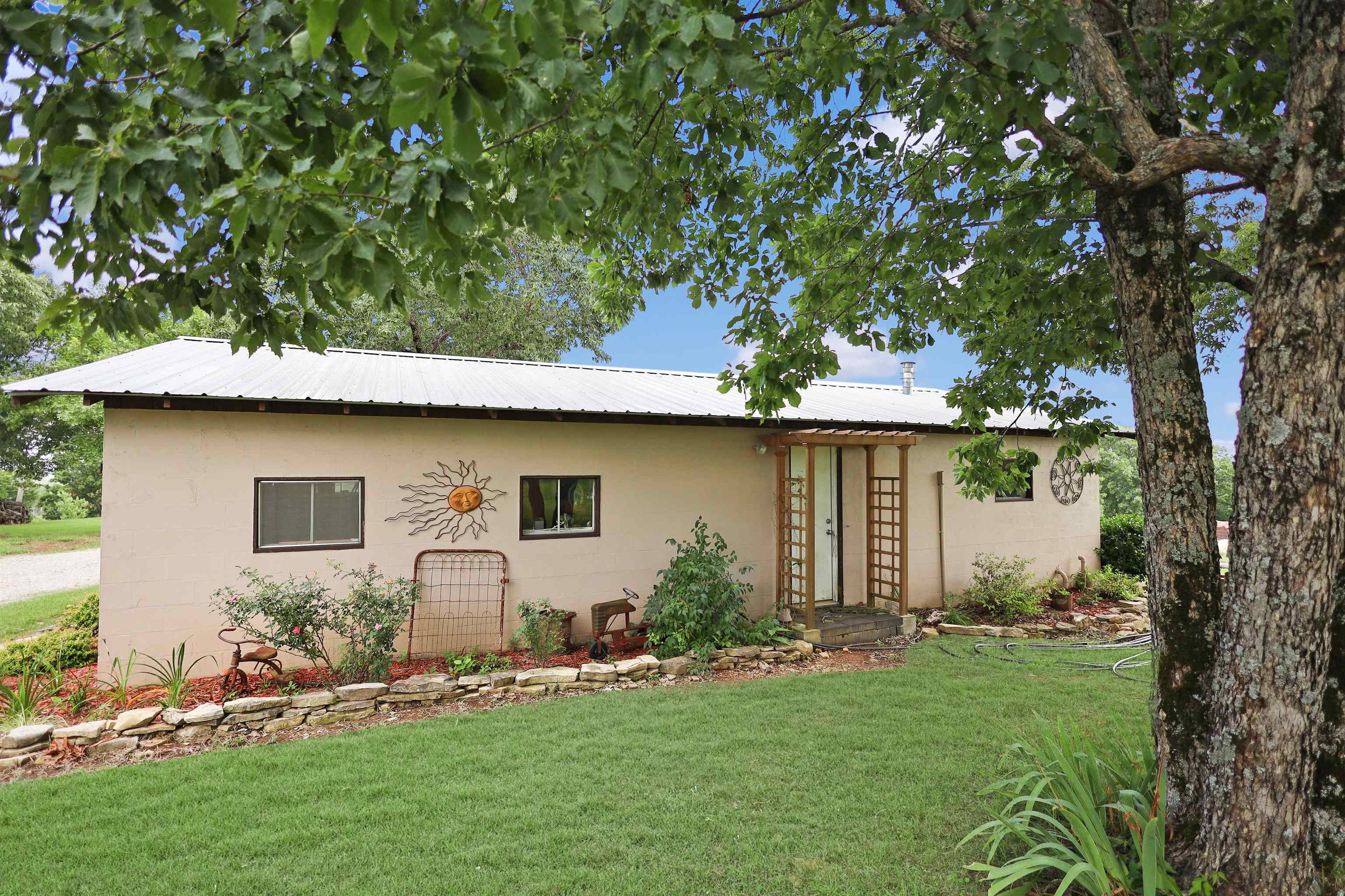 6633  Hwy 201 S  Mountain Home, AR