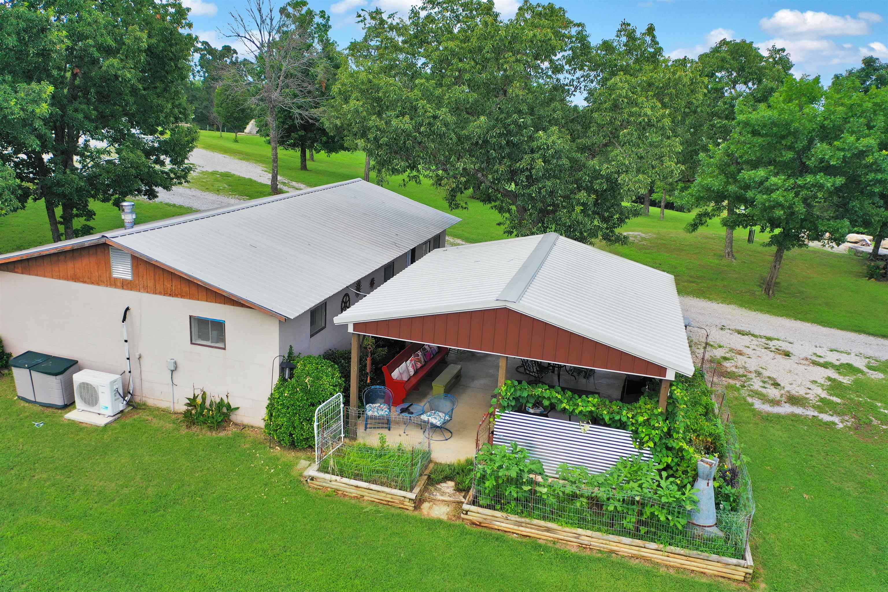 6633  Hwy 201 S  Mountain Home, AR