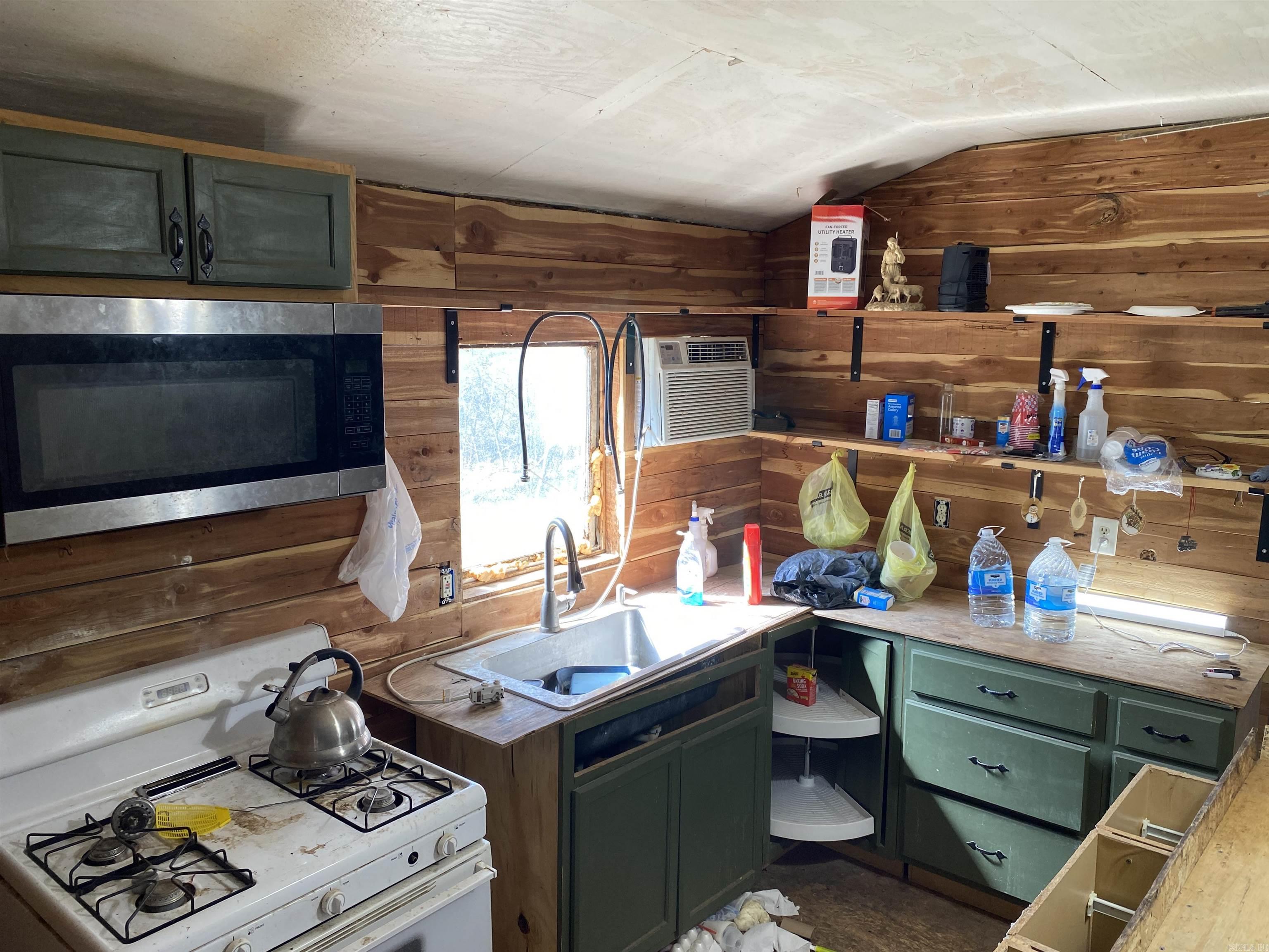 1494  MC 6007  Yellville, AR
