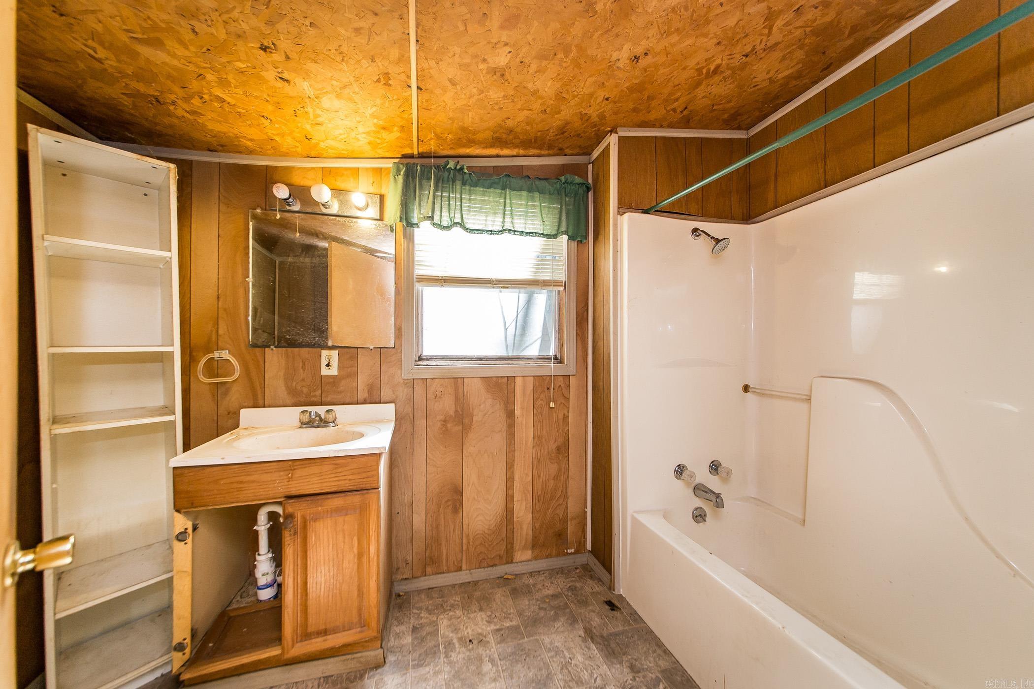 628  Hurricane Lake Rd  Bald Knob, AR