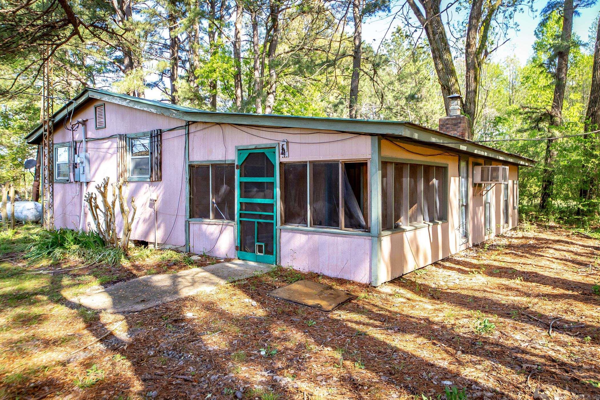 628  Hurricane Lake Rd  Bald Knob, AR