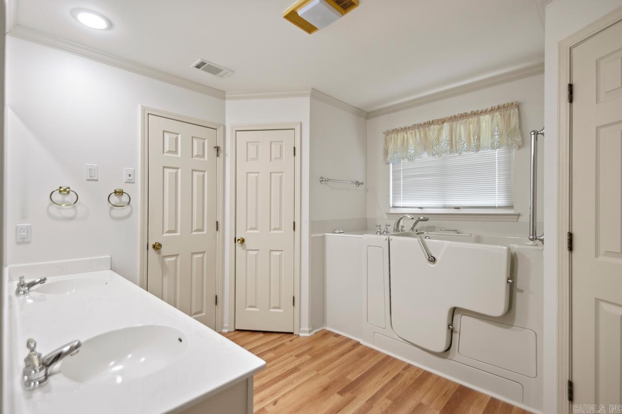 11  Rainwood  Little Rock, AR