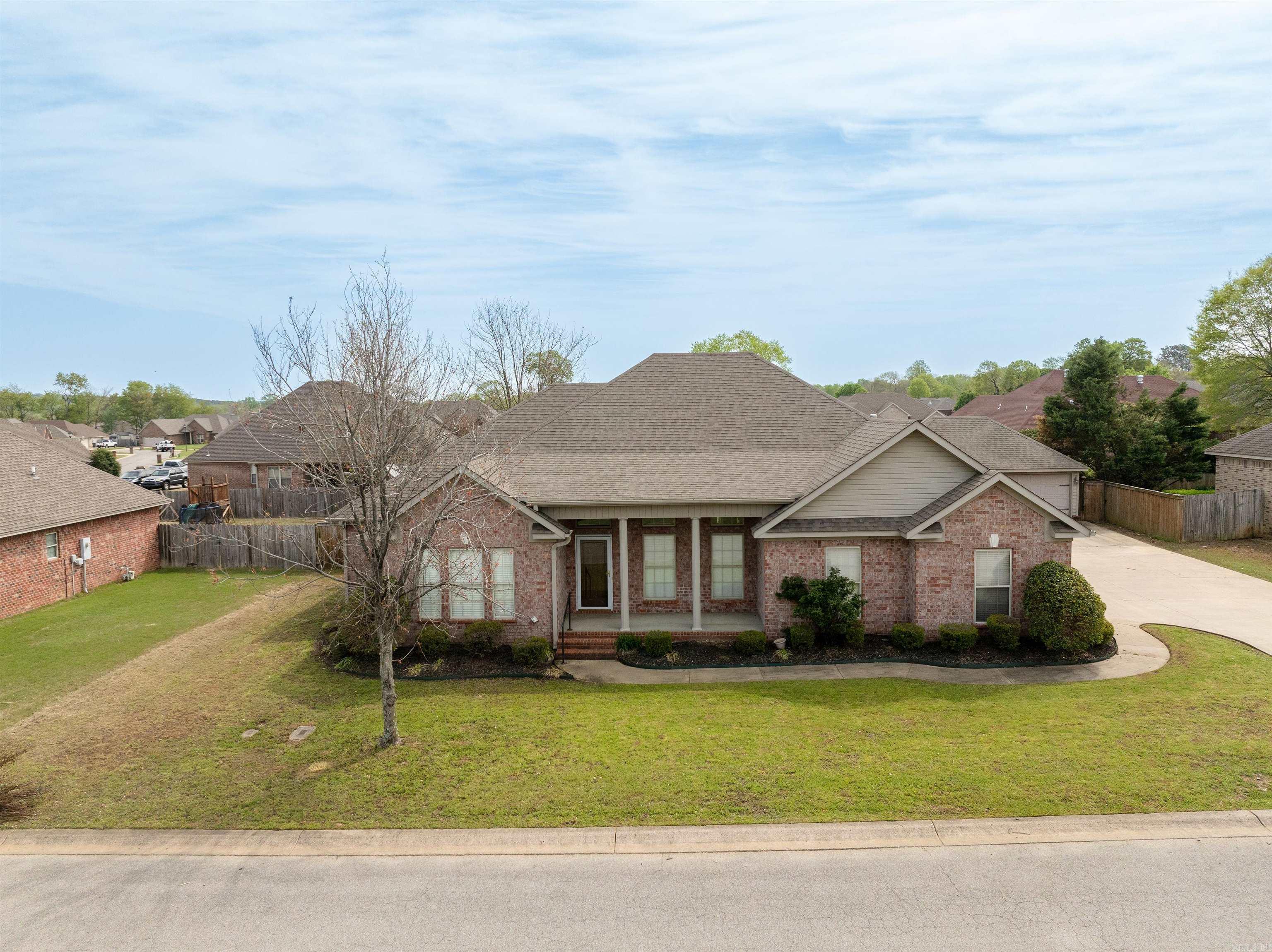 408  Crain Dr  Searcy, AR