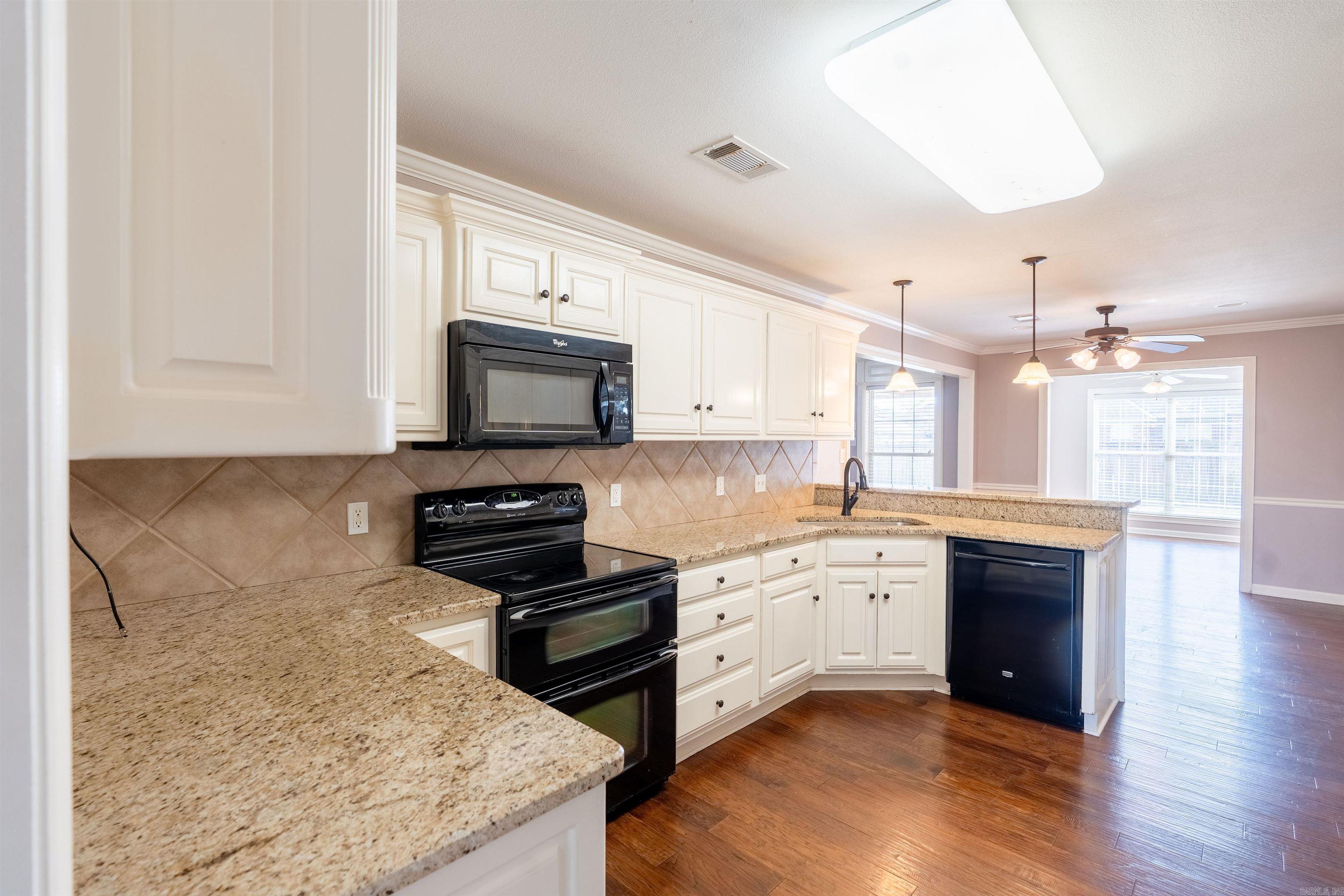 408  Crain Dr  Searcy, AR