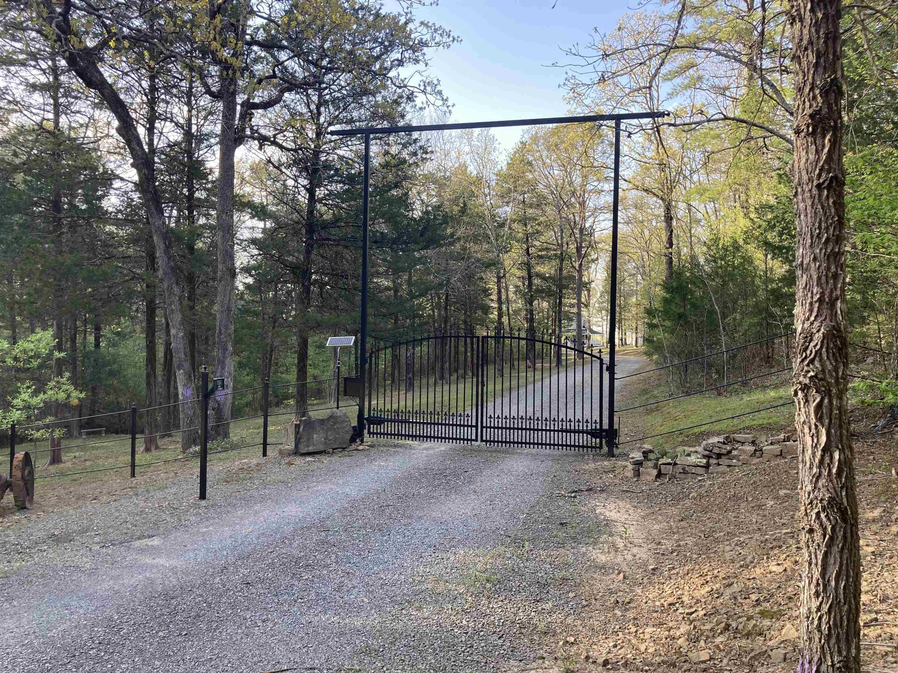 55 N Cadron  Greenbrier, AR