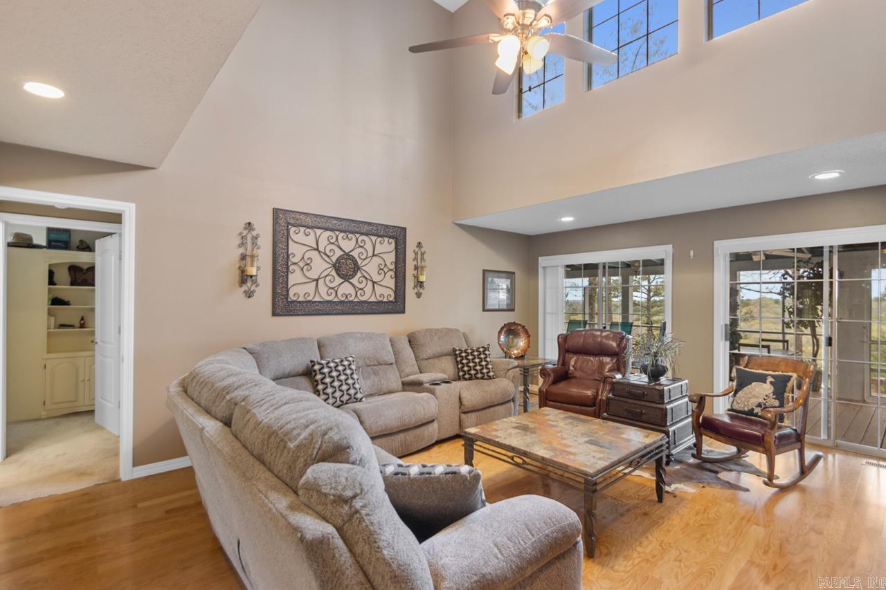 55 N Cadron  Greenbrier, AR