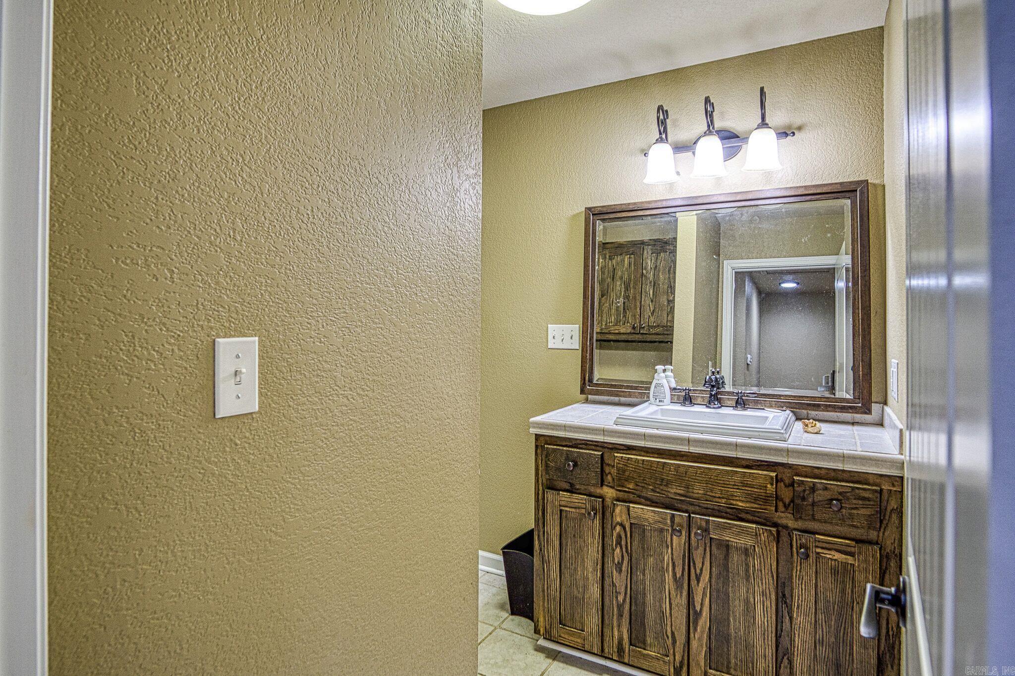 1  Valls Circle  Hot Springs Village, AR