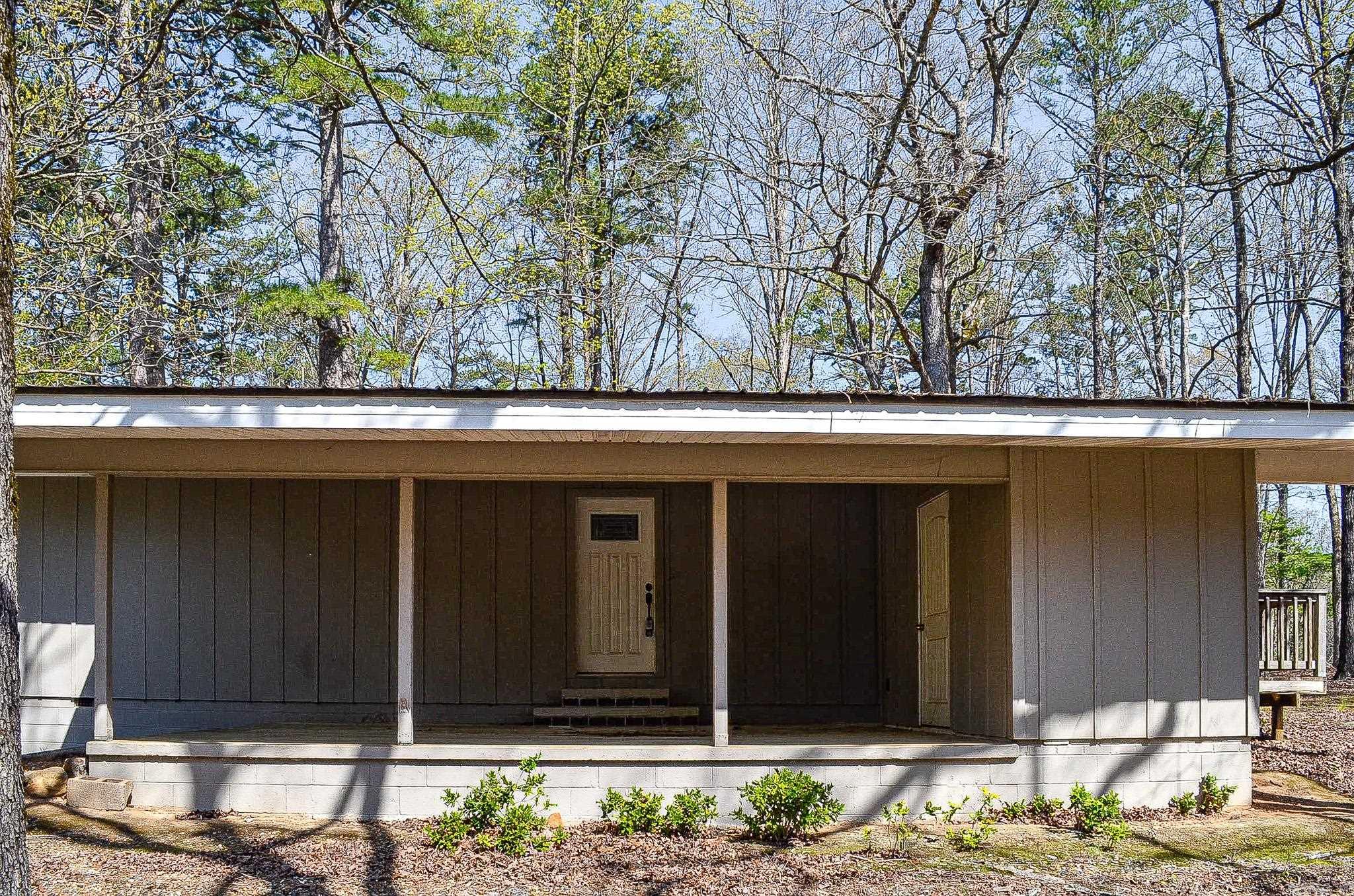 1  Valls Circle  Hot Springs Village, AR