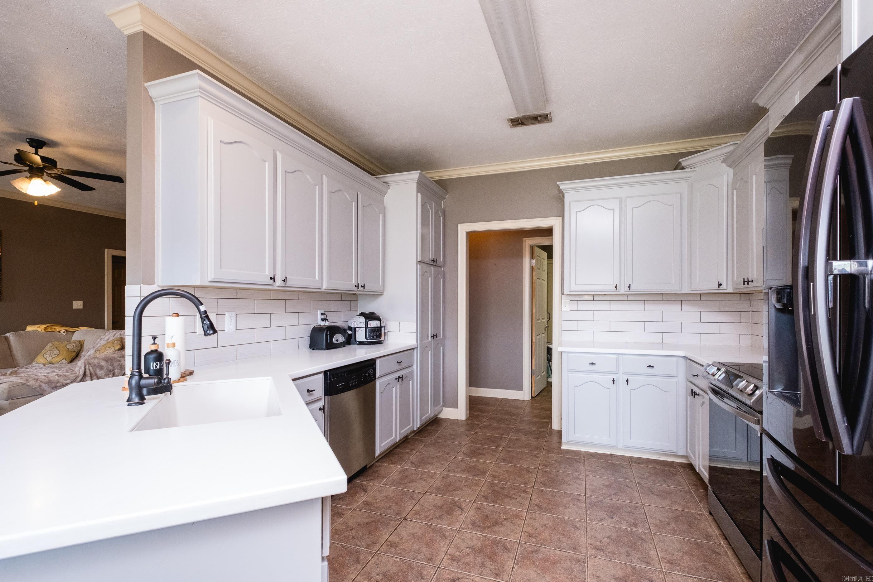 1435 Crosspoint Road Conway, AR 72034
