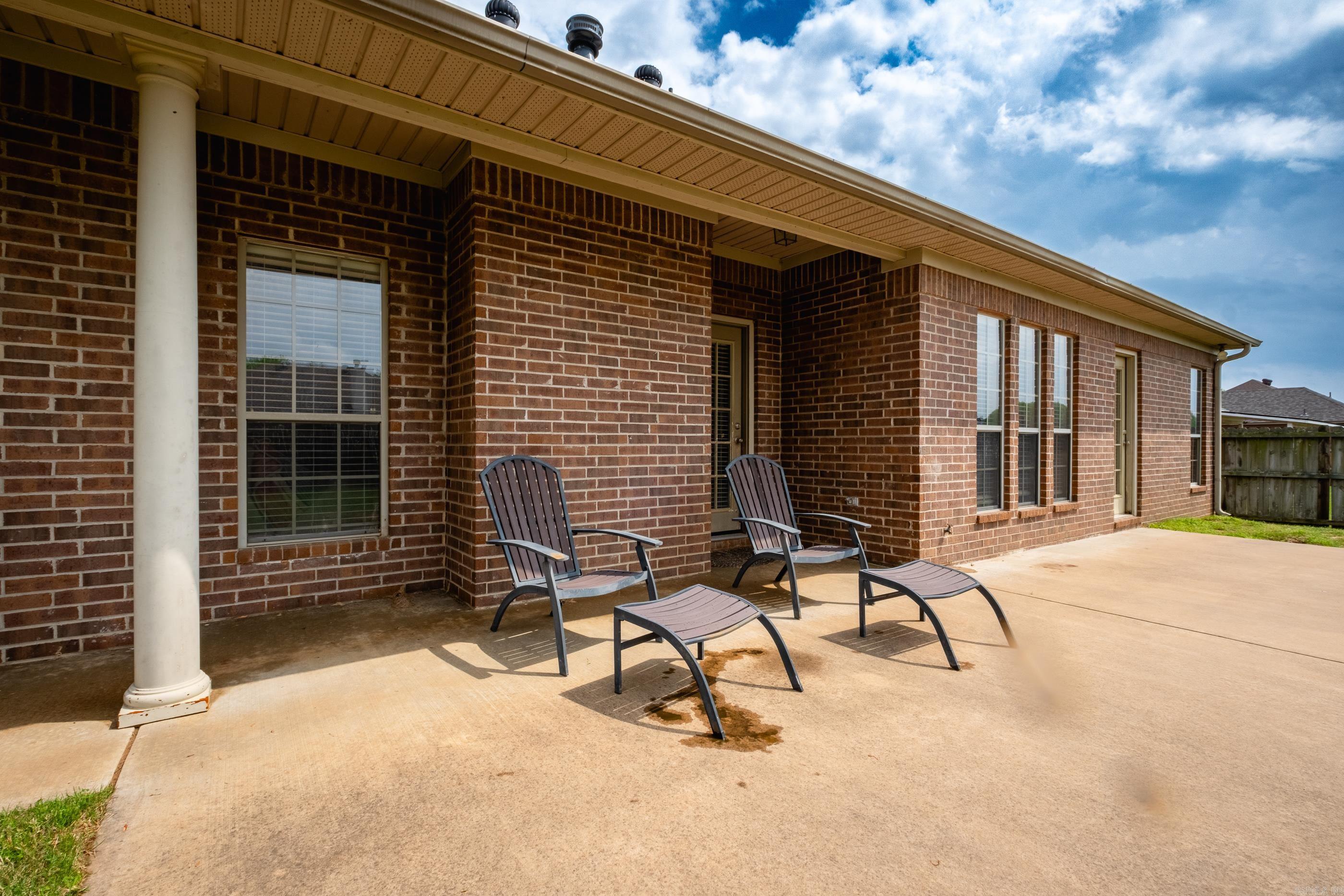 1435 Crosspoint Road Conway, AR 72034