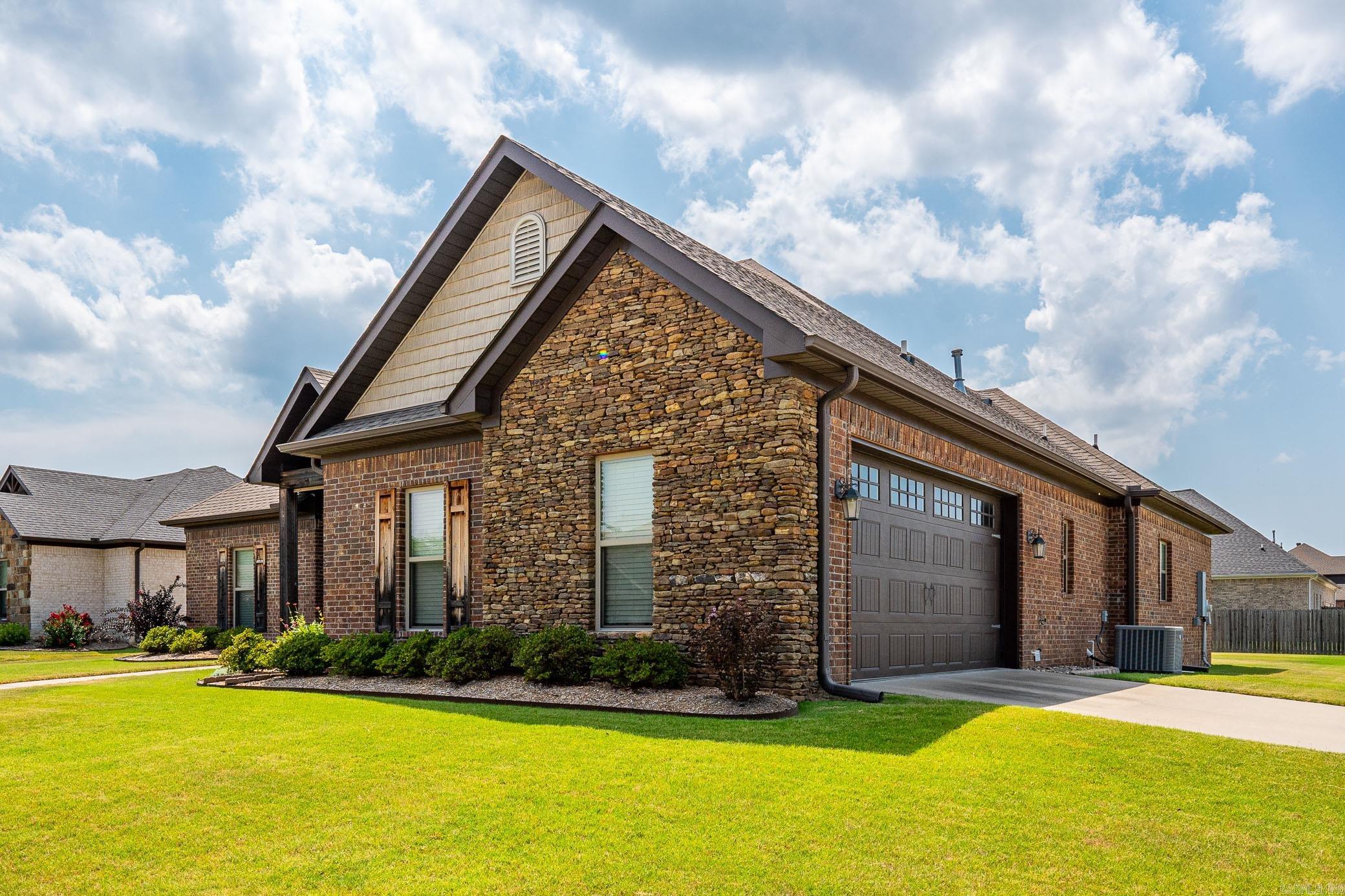 1705  Josh  Conway, AR