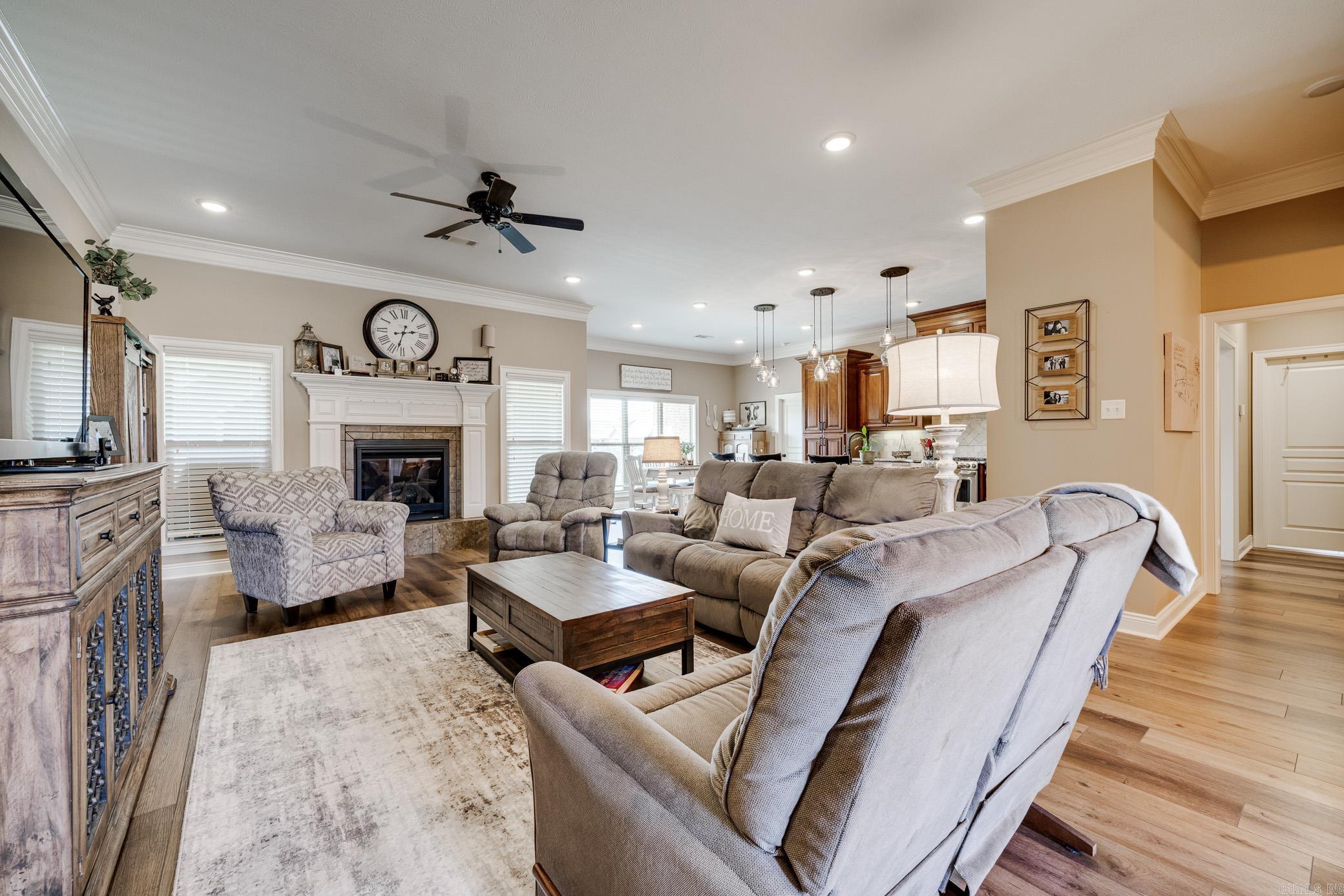 1705  Josh  Conway, AR