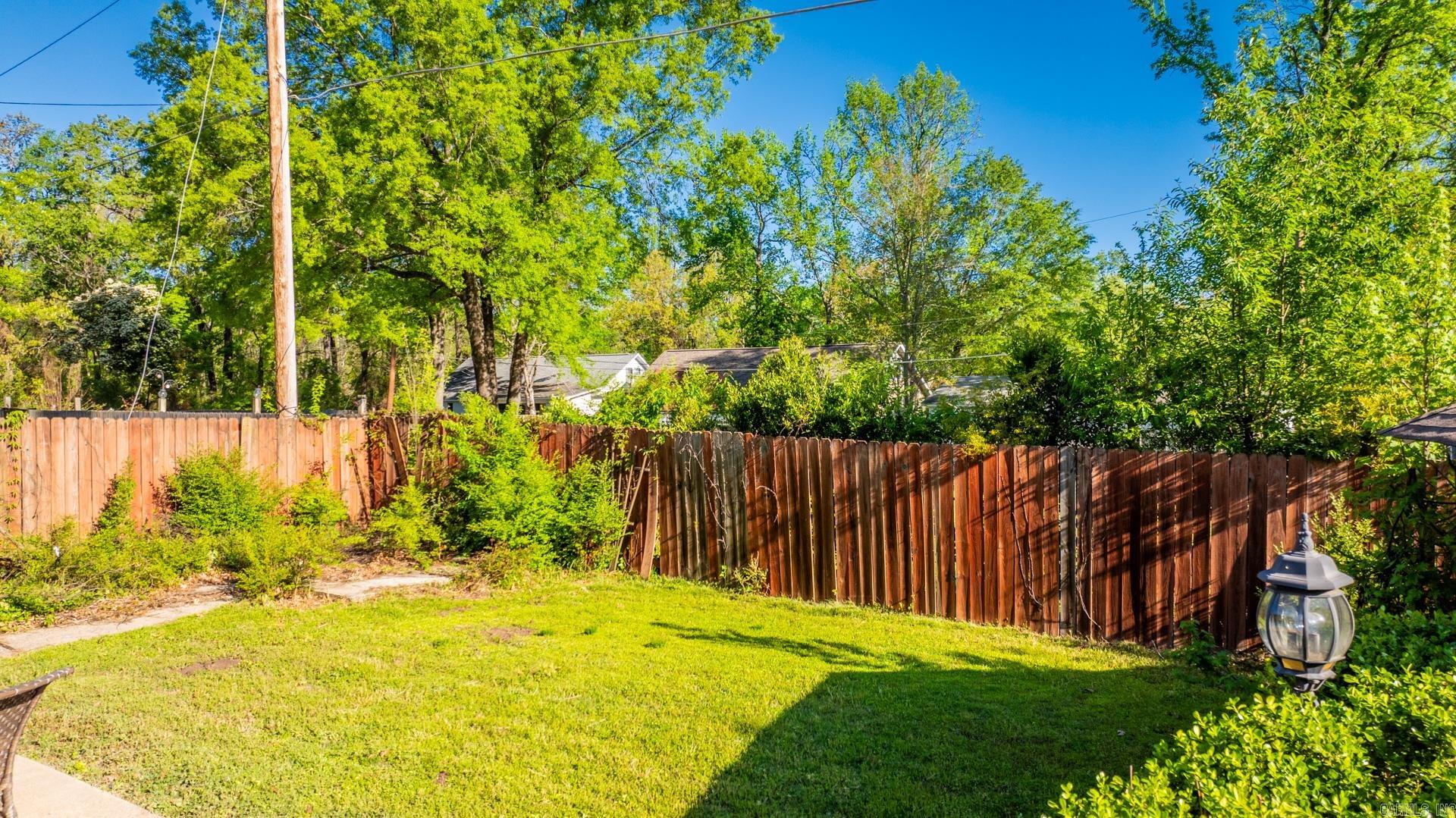 1216 Coolhurst Avenue Sherwood, AR 72120