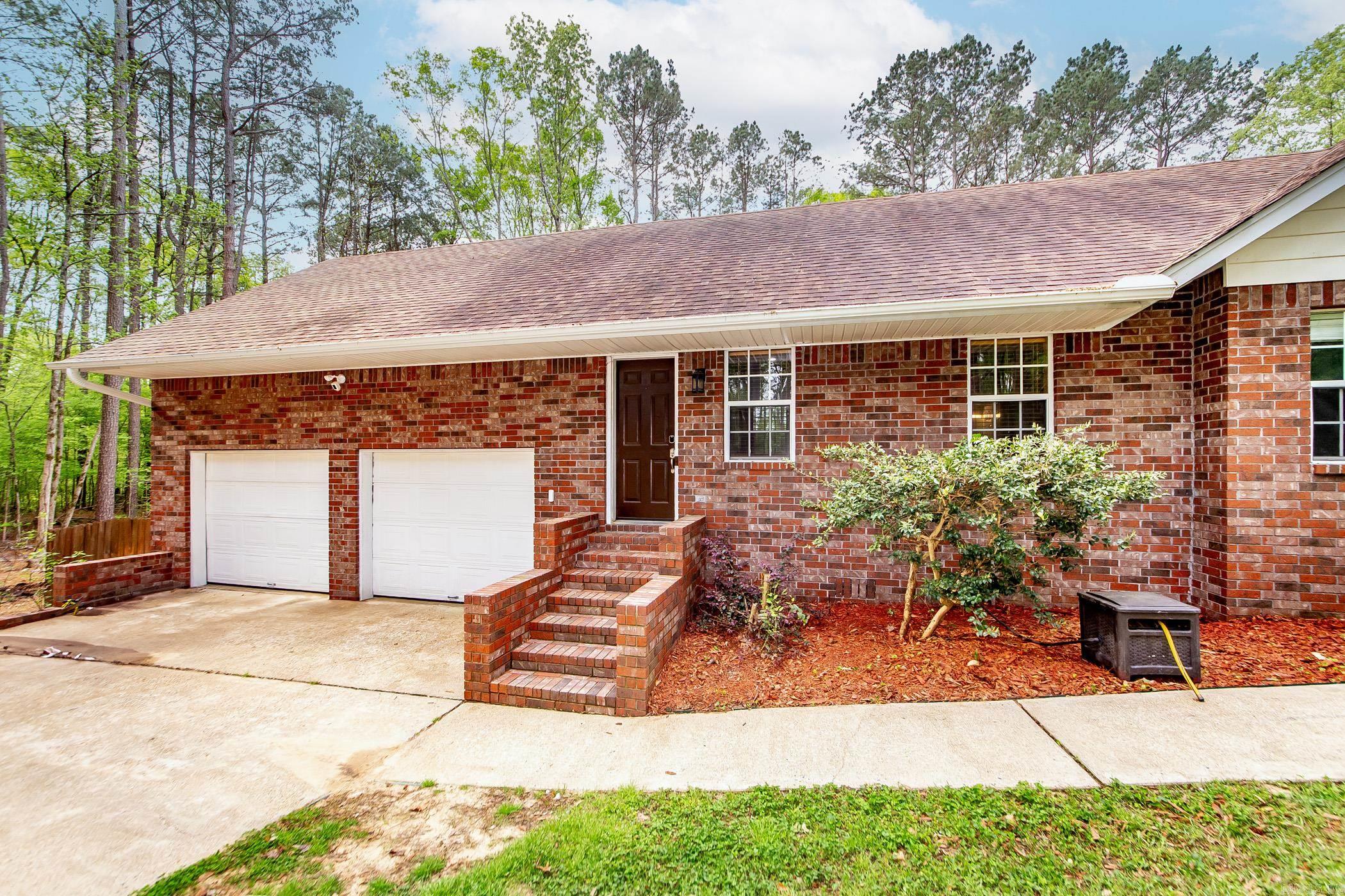 7 Ridge Creek Point Arkadelphia, AR 71923