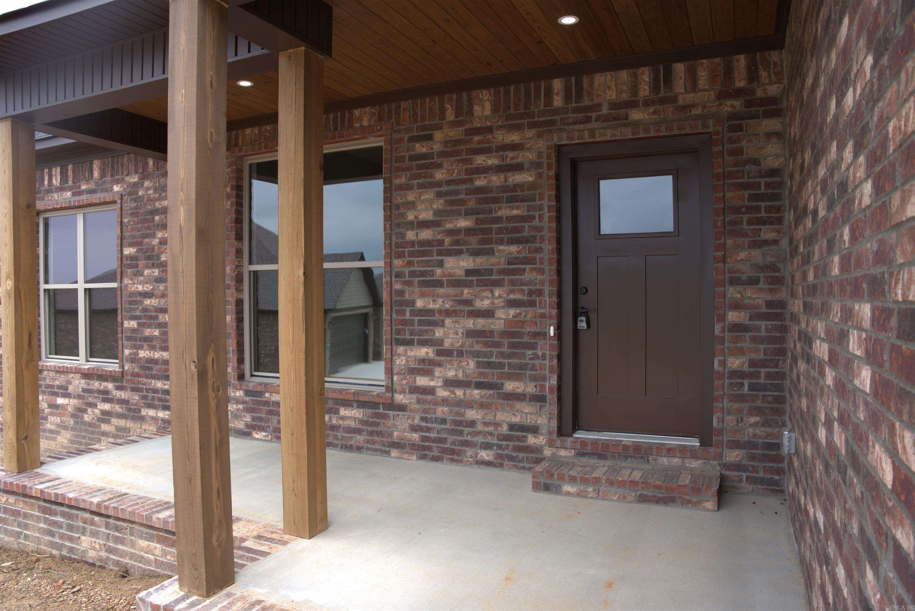 37  High Point  Greenbrier, AR