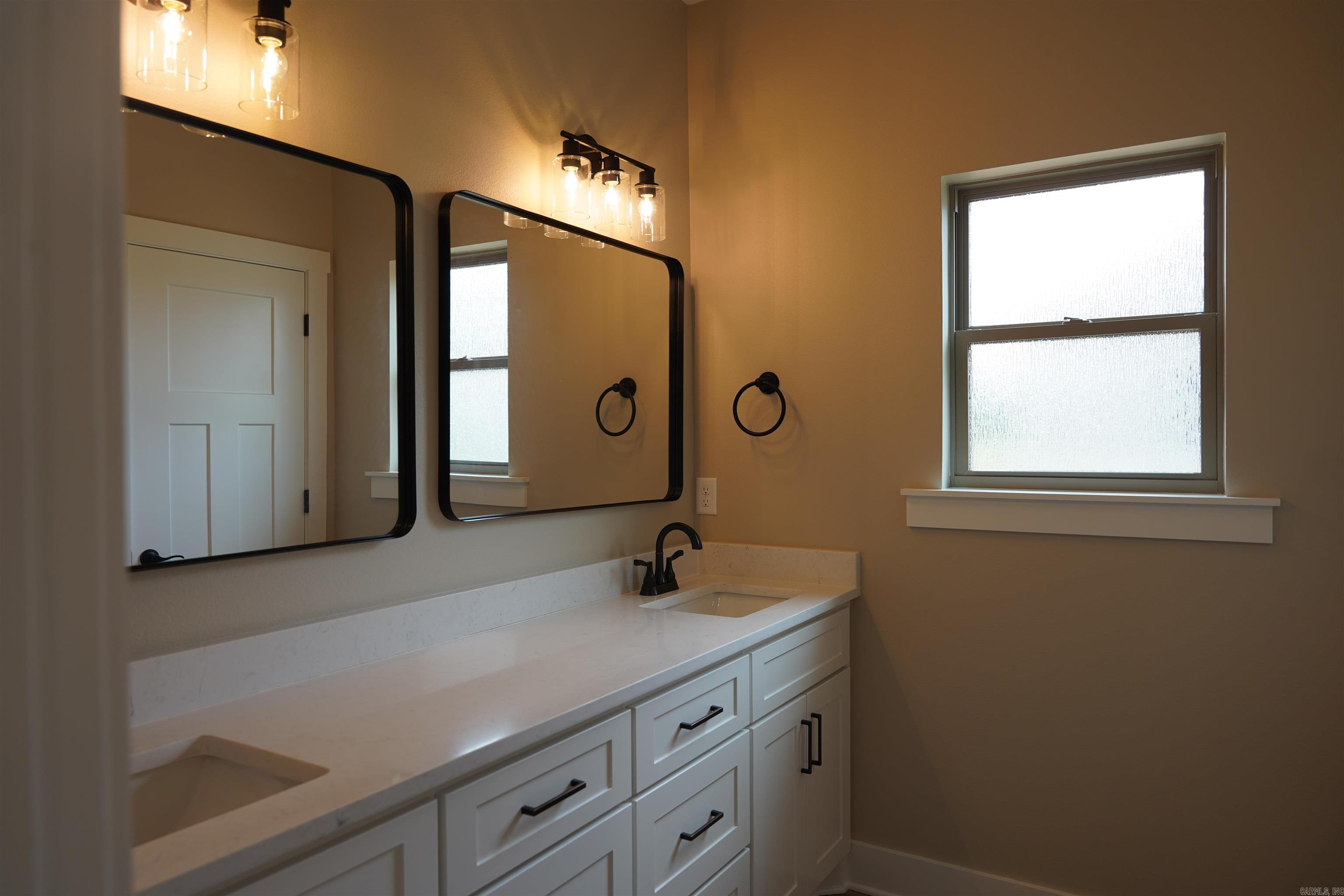 37  High Point  Greenbrier, AR