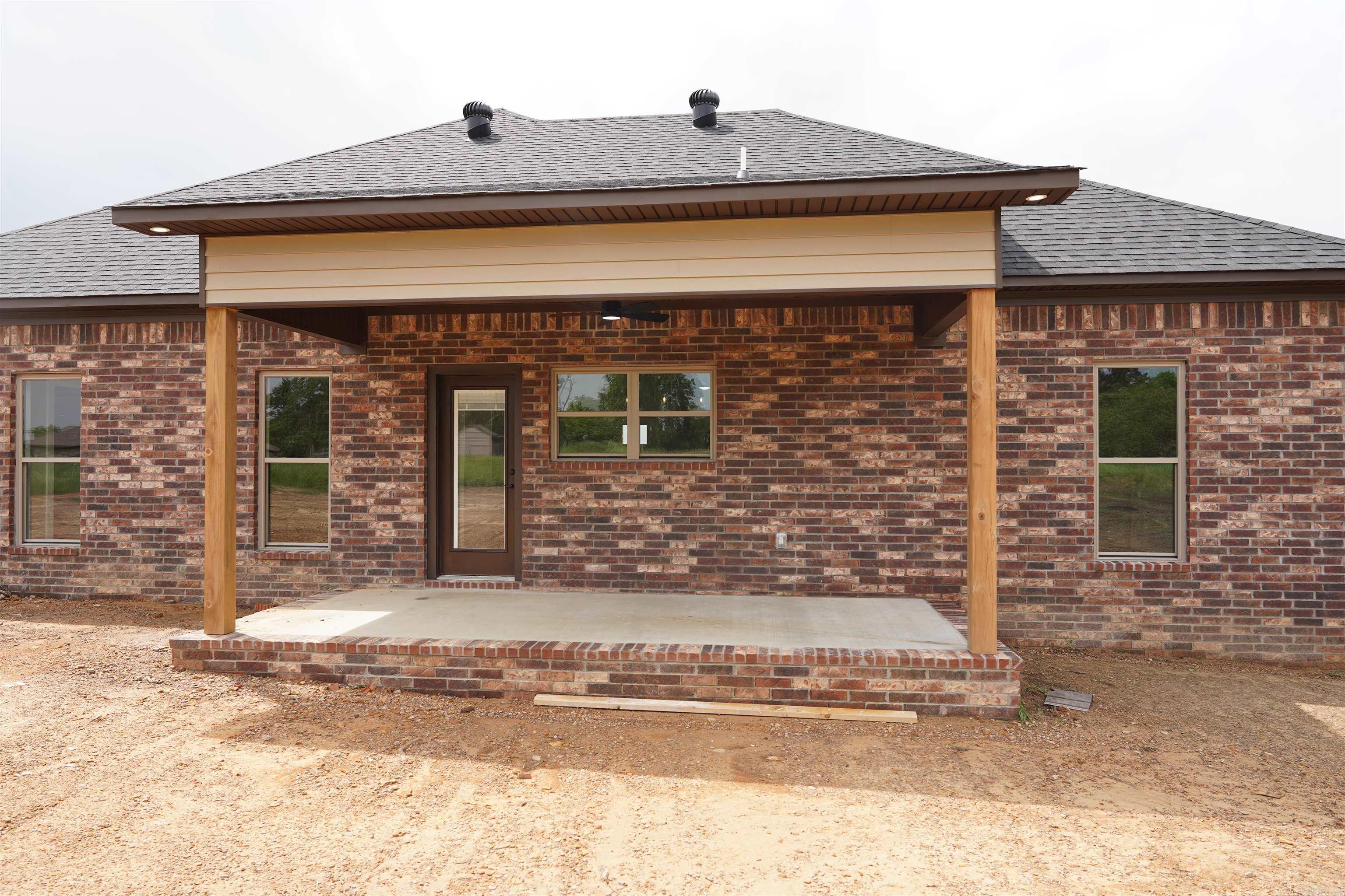 37  High Point  Greenbrier, AR