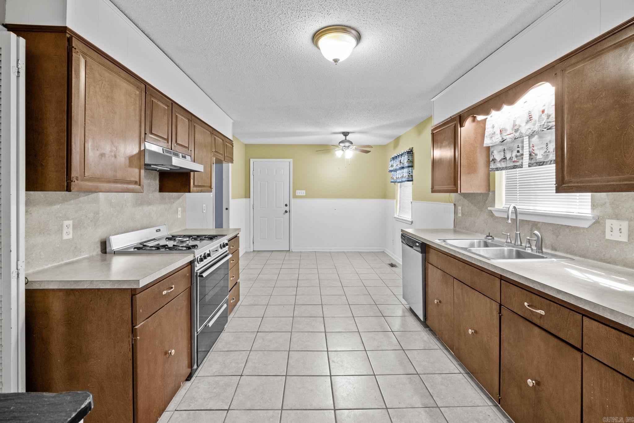 7000  Comanche  North Little Rock, AR