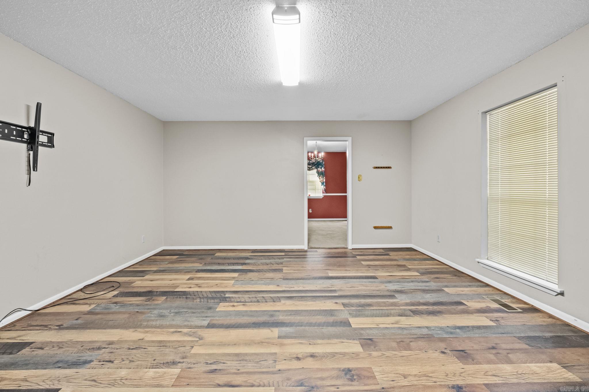 7000  Comanche  North Little Rock, AR