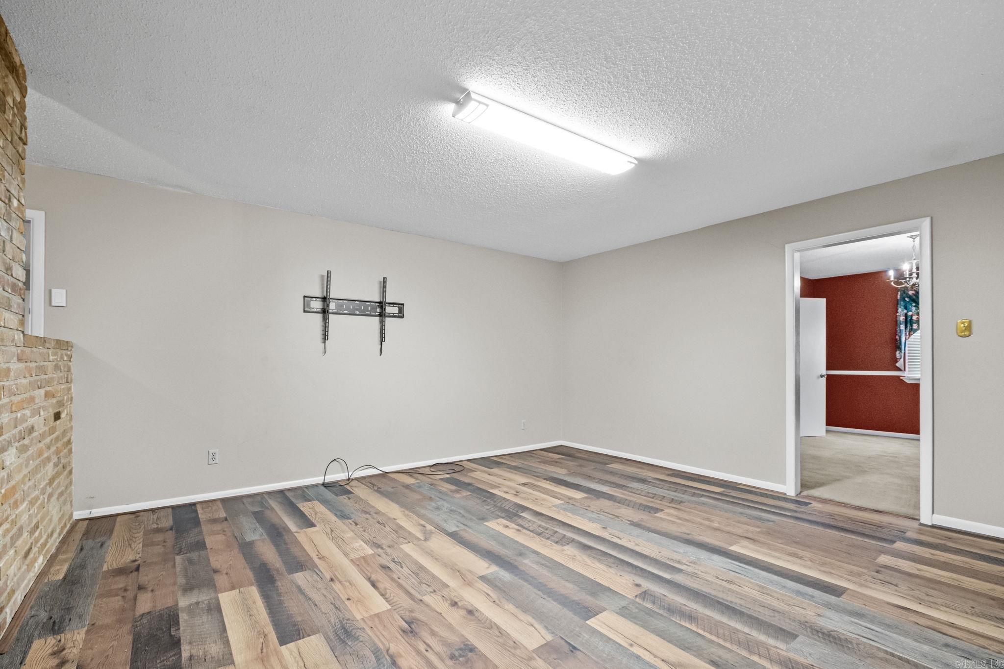 7000  Comanche  North Little Rock, AR