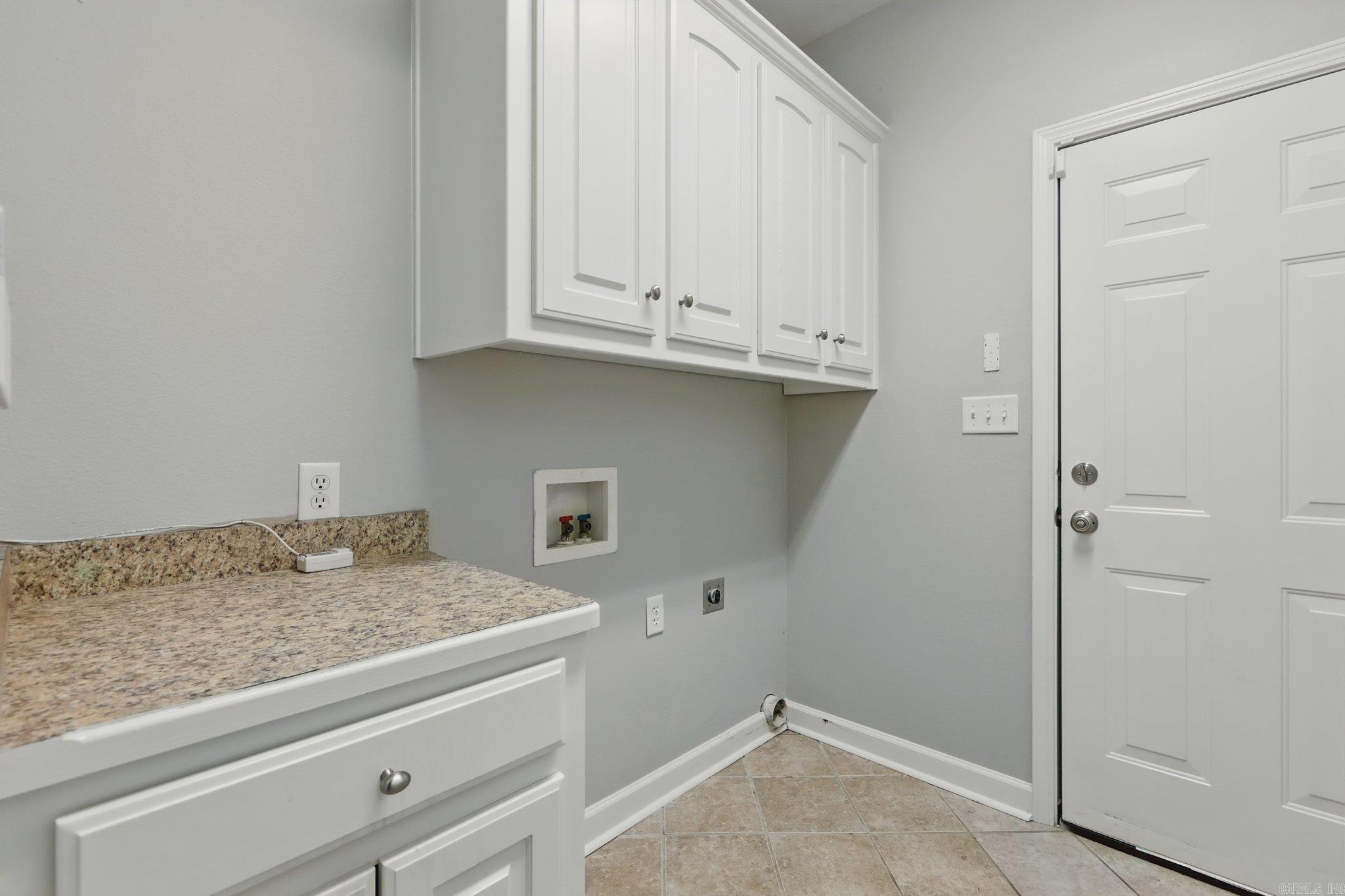 4297 Heritage Oak Drive Benton, AR 72019