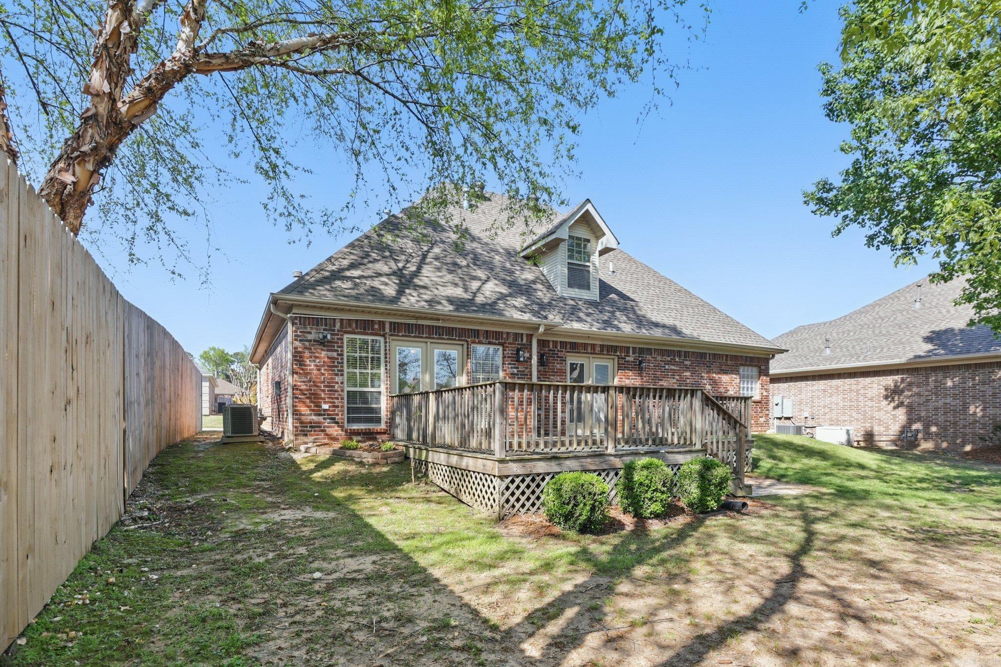 4297 Heritage Oak Drive Benton, AR 72019