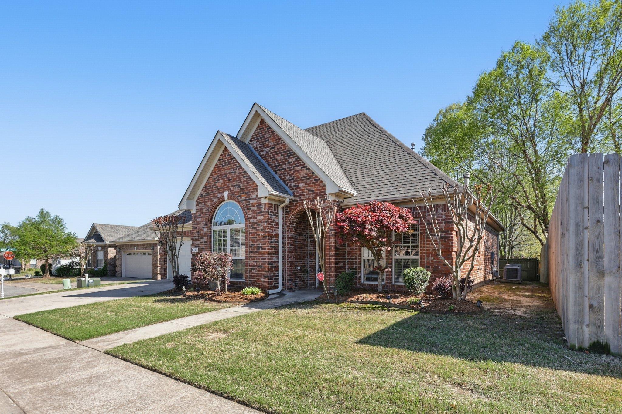 4297 Heritage Oak Drive Benton, AR 72019