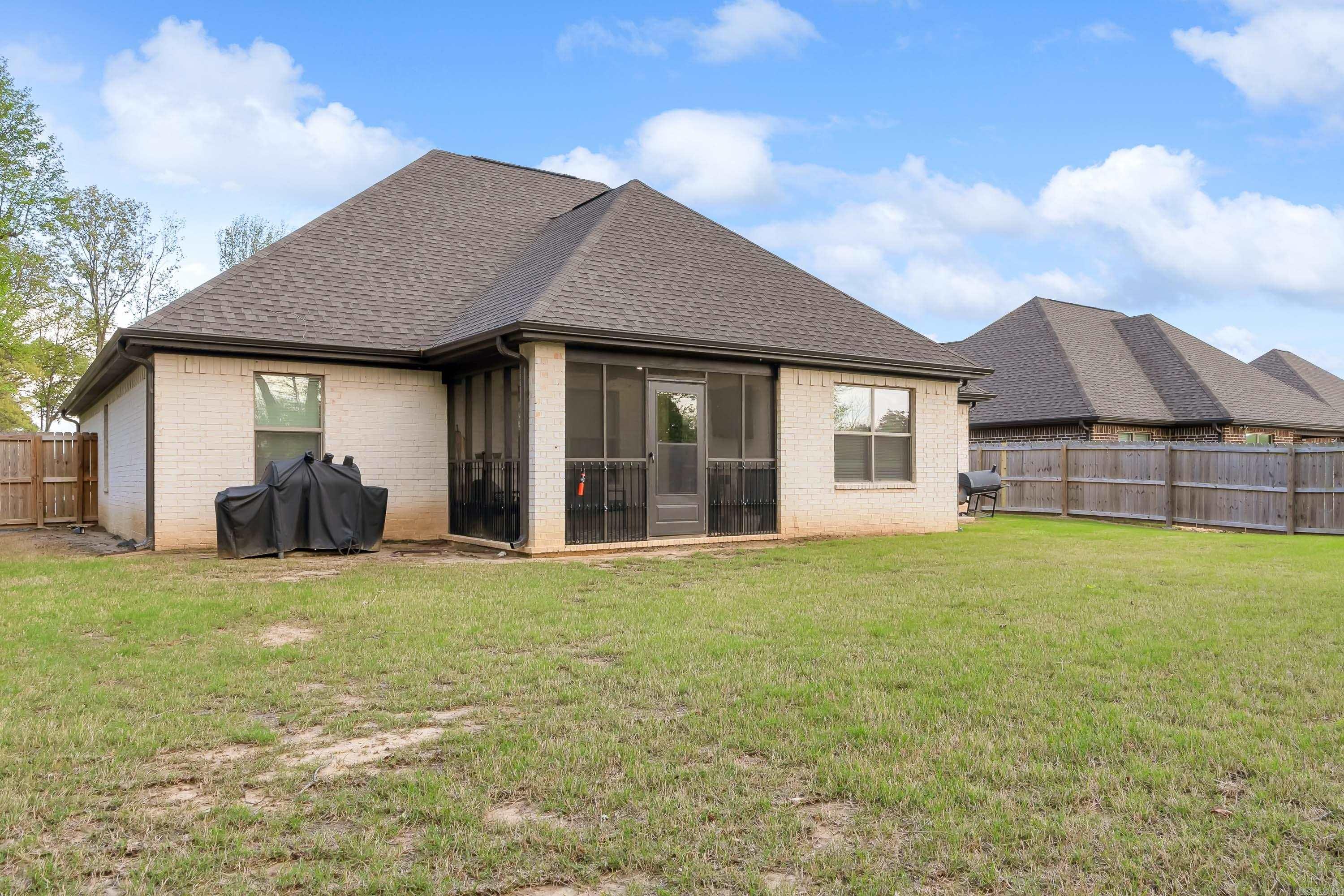 839 Elizabeth Lane Jonesboro, AR 72405