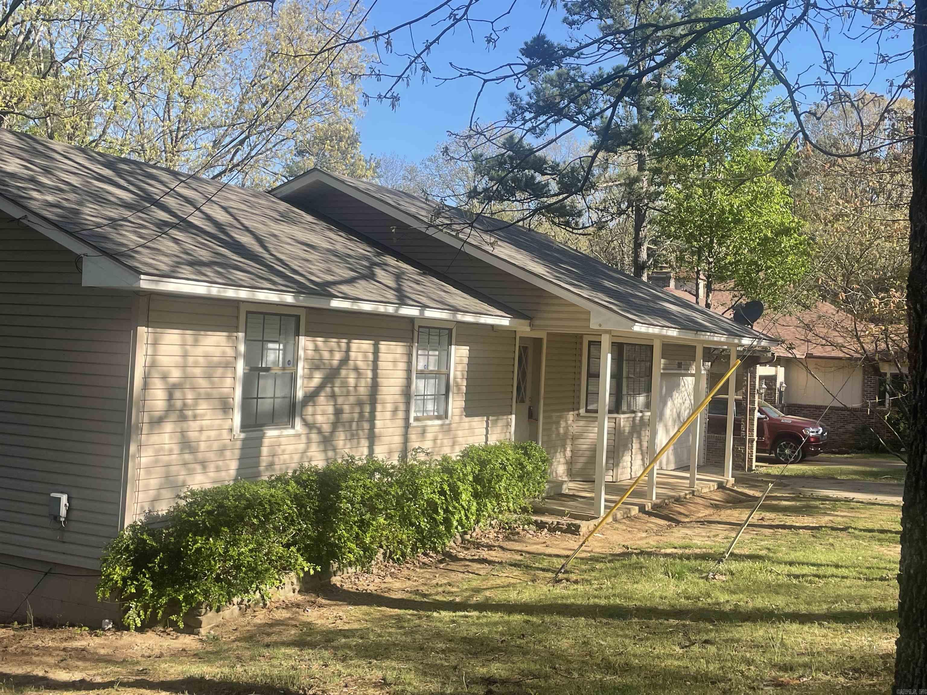 332  Snead  Fairfield Bay, AR
