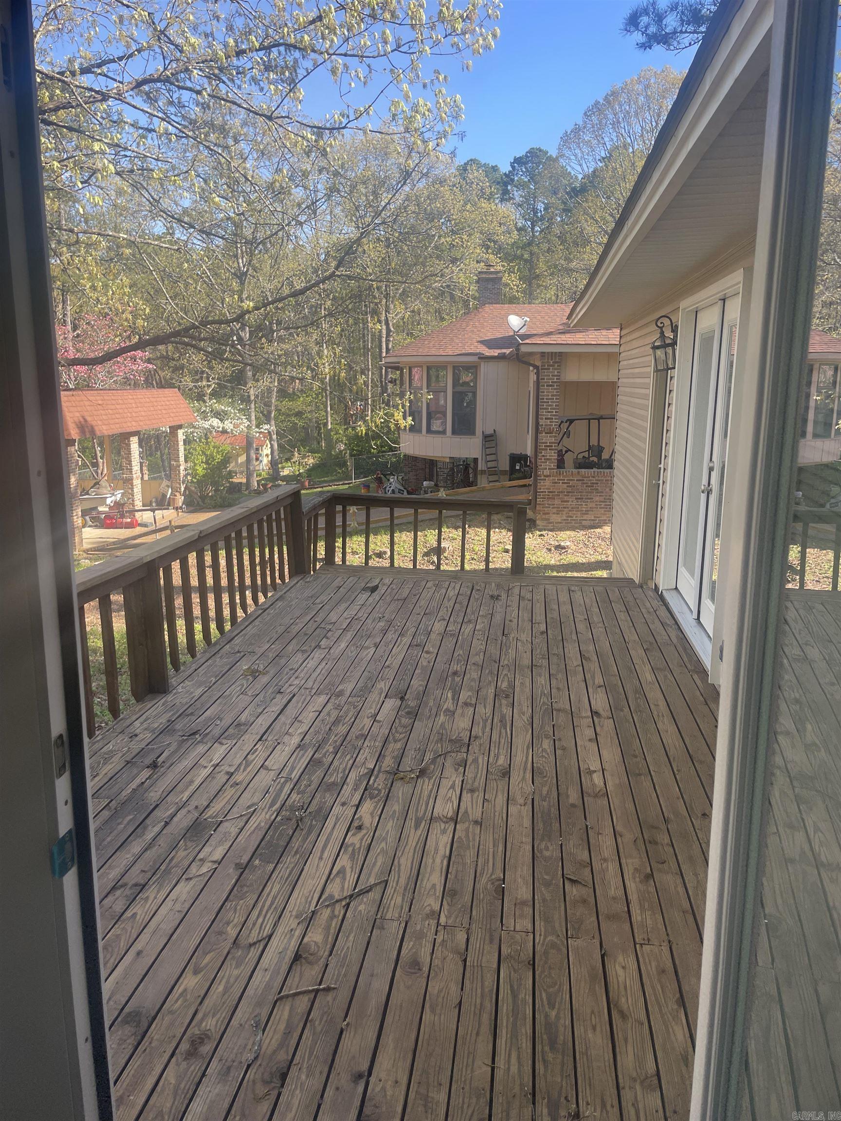 332  Snead  Fairfield Bay, AR
