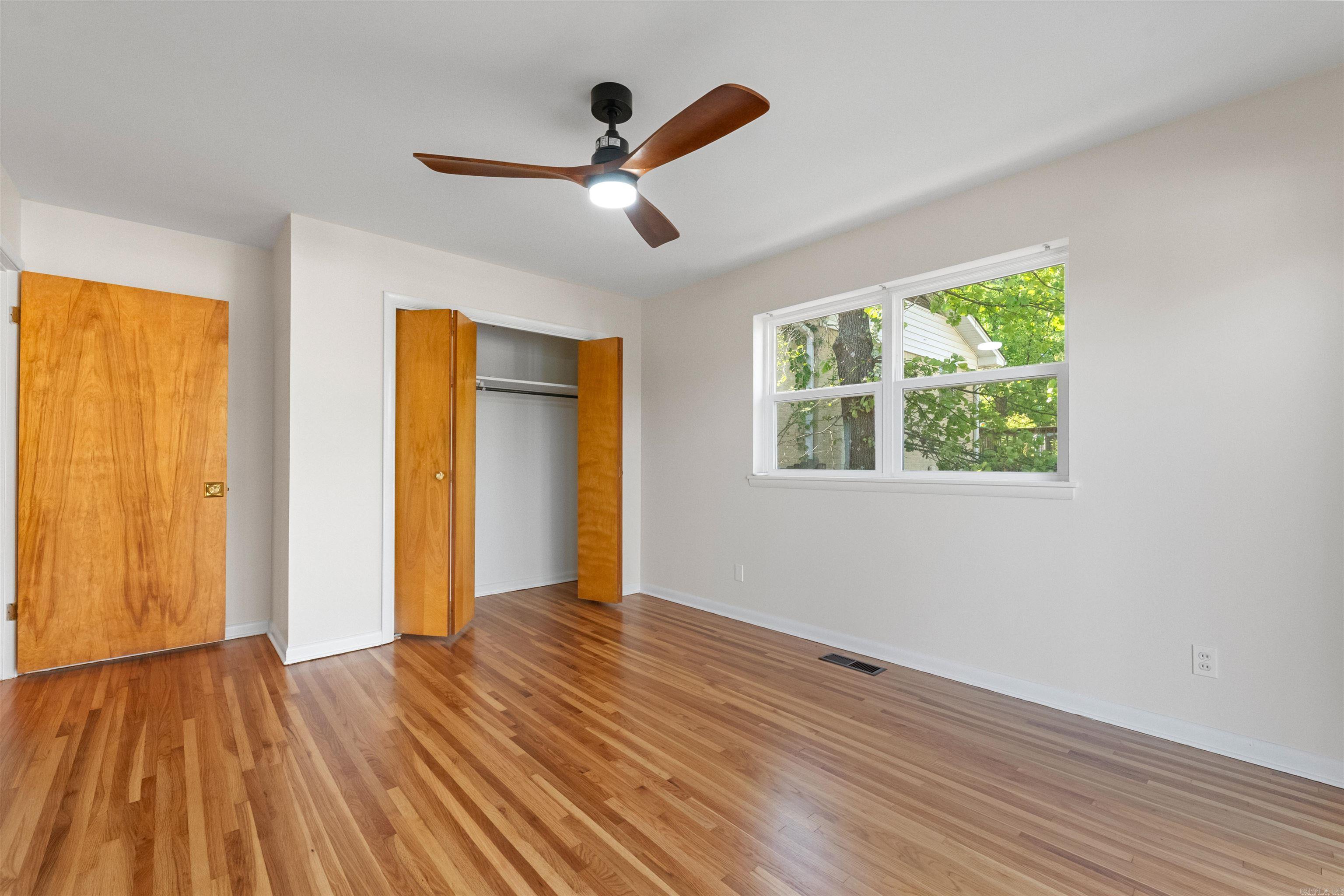 1214 HUGHES Little Rock, AR 72207