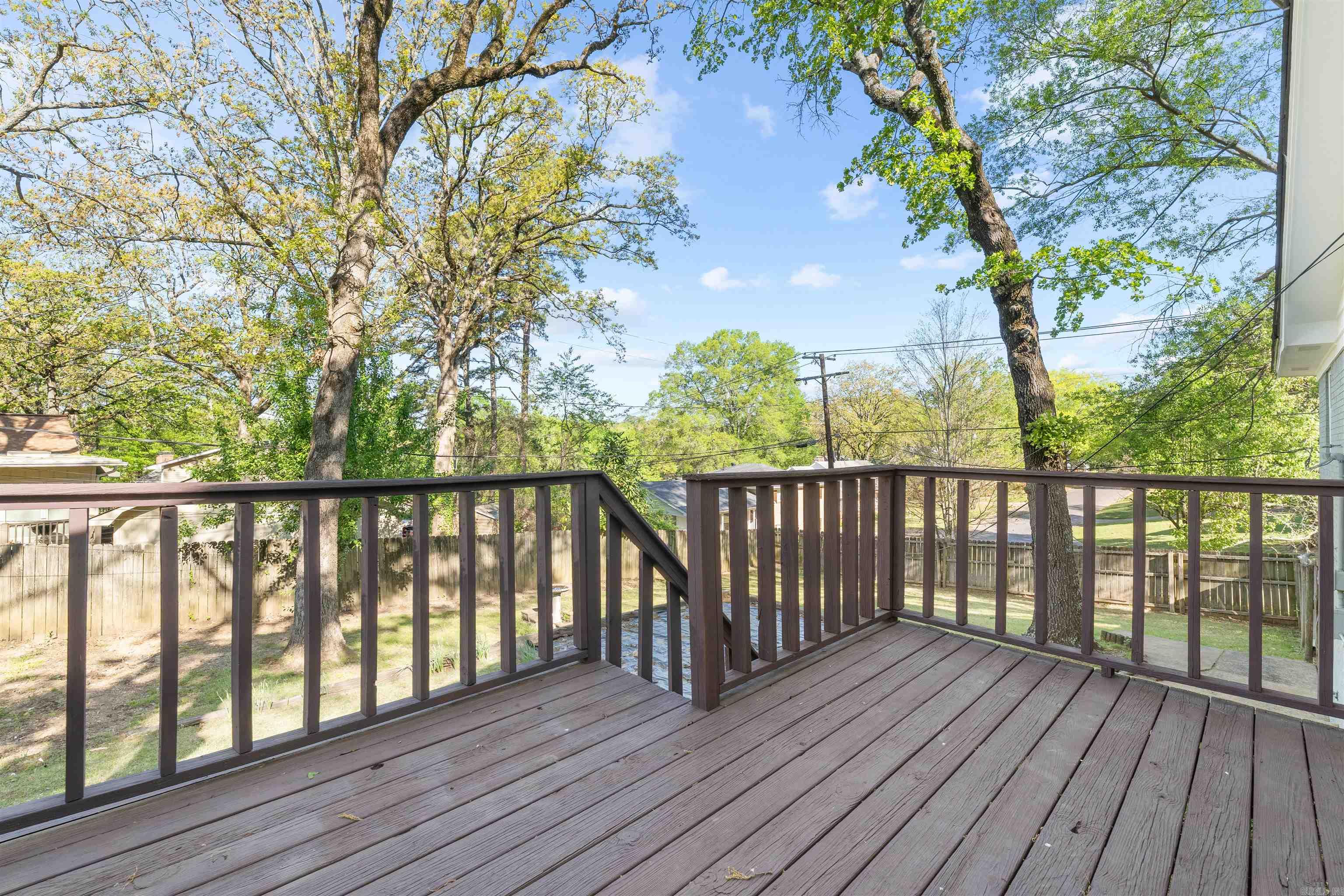 1214 HUGHES Little Rock, AR 72207