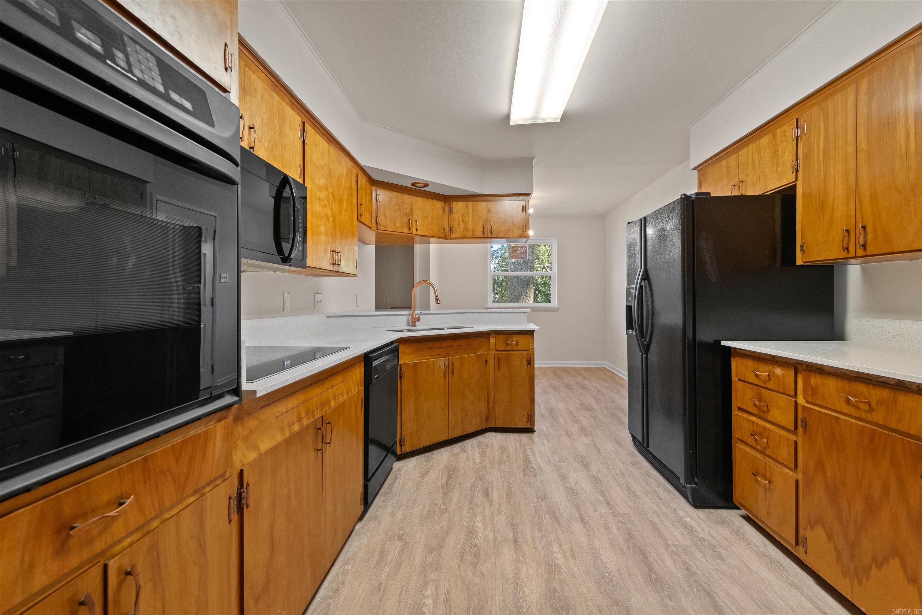 1214 HUGHES Little Rock, AR 72207