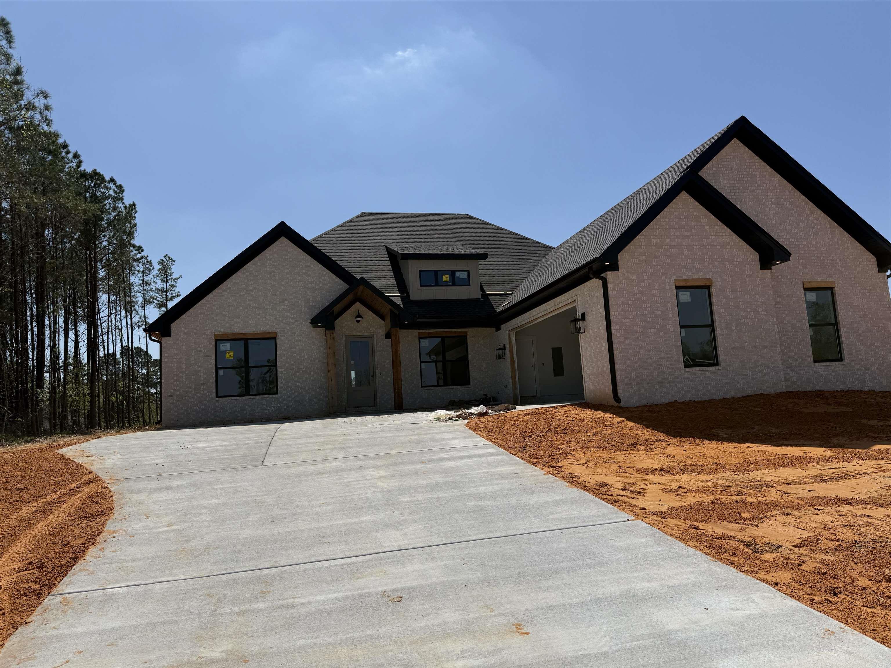 216  Middleton Place  Benton, AR