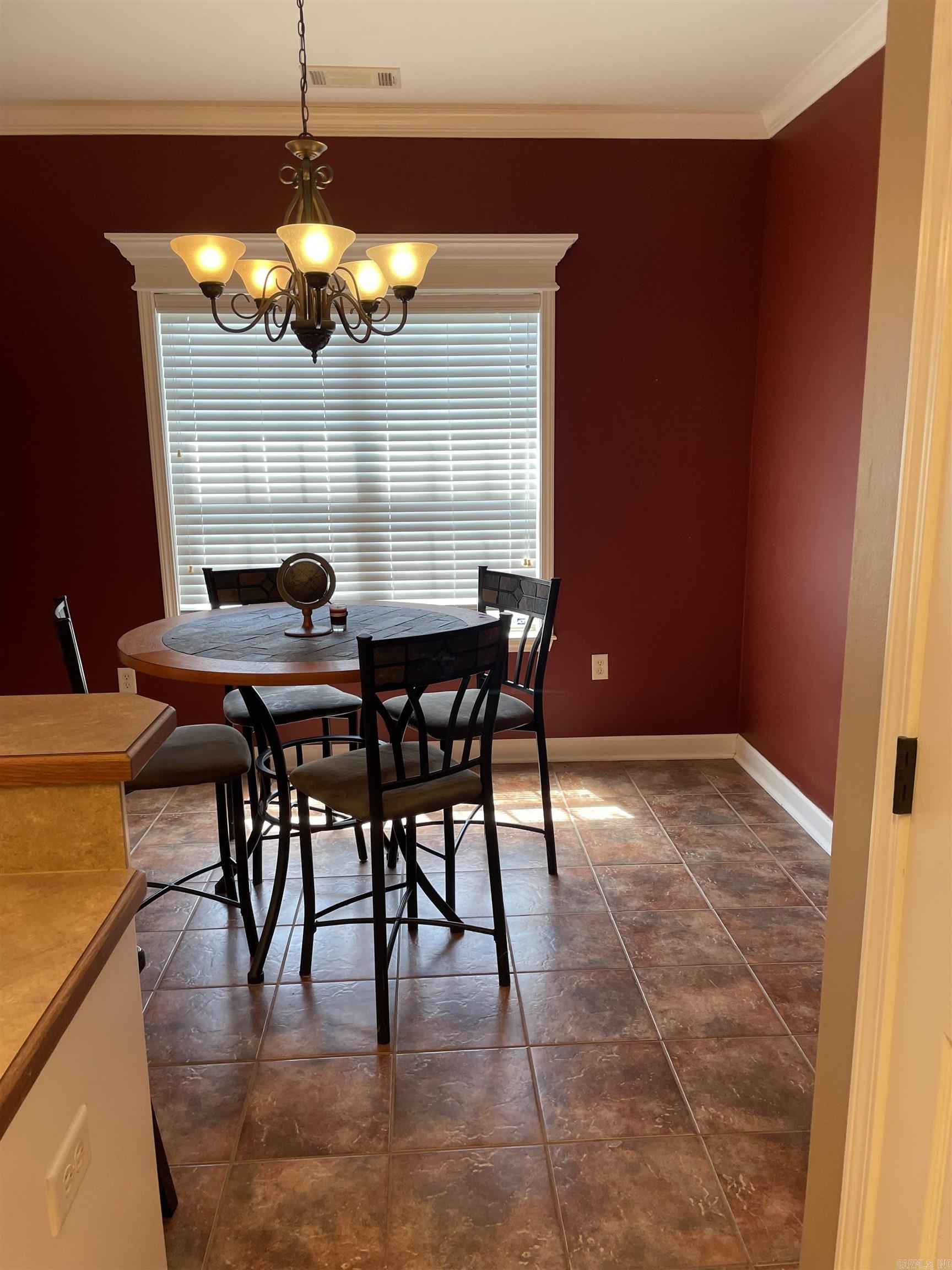 609  Earle  Benton, AR