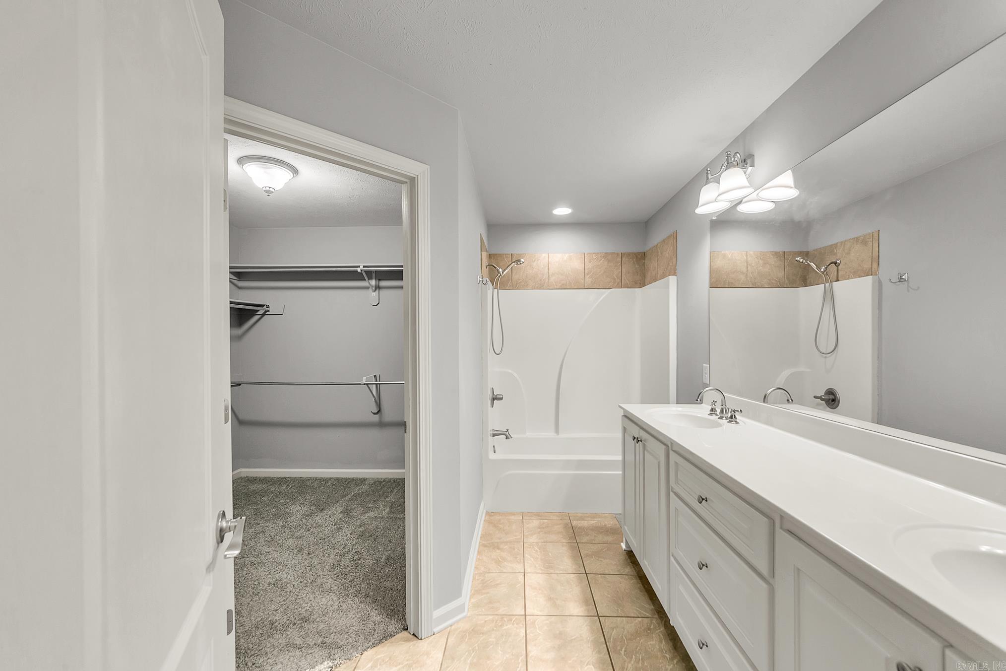 16  Savannah  Cabot, AR