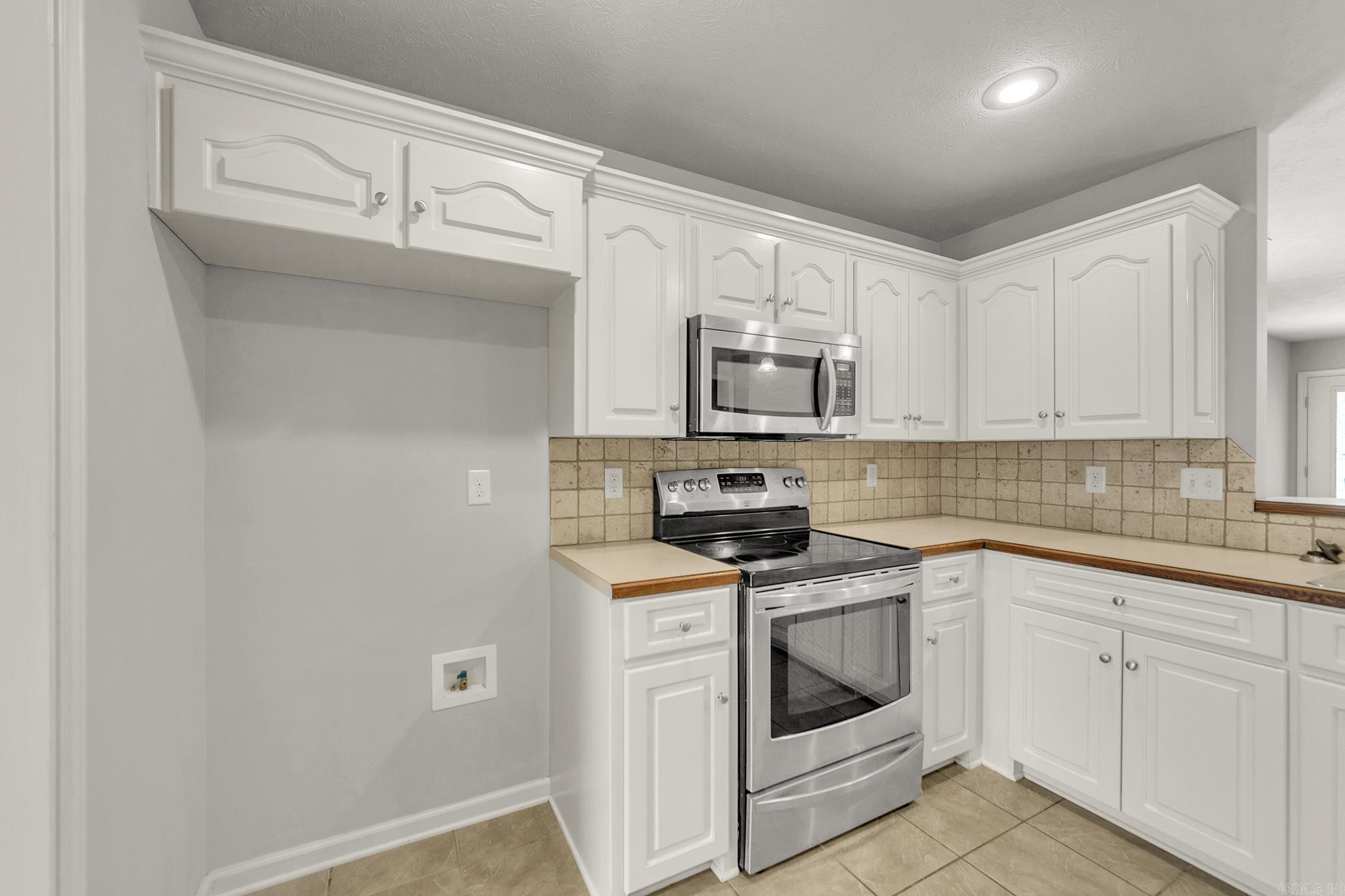 16  Savannah  Cabot, AR