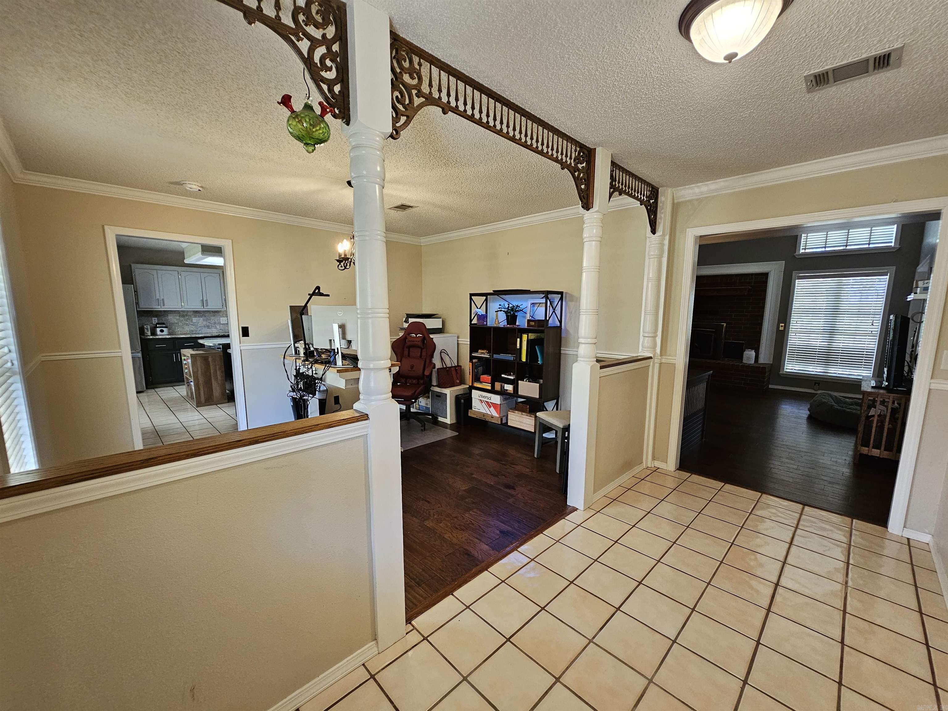 20  Mockingbird  Clarksville, AR