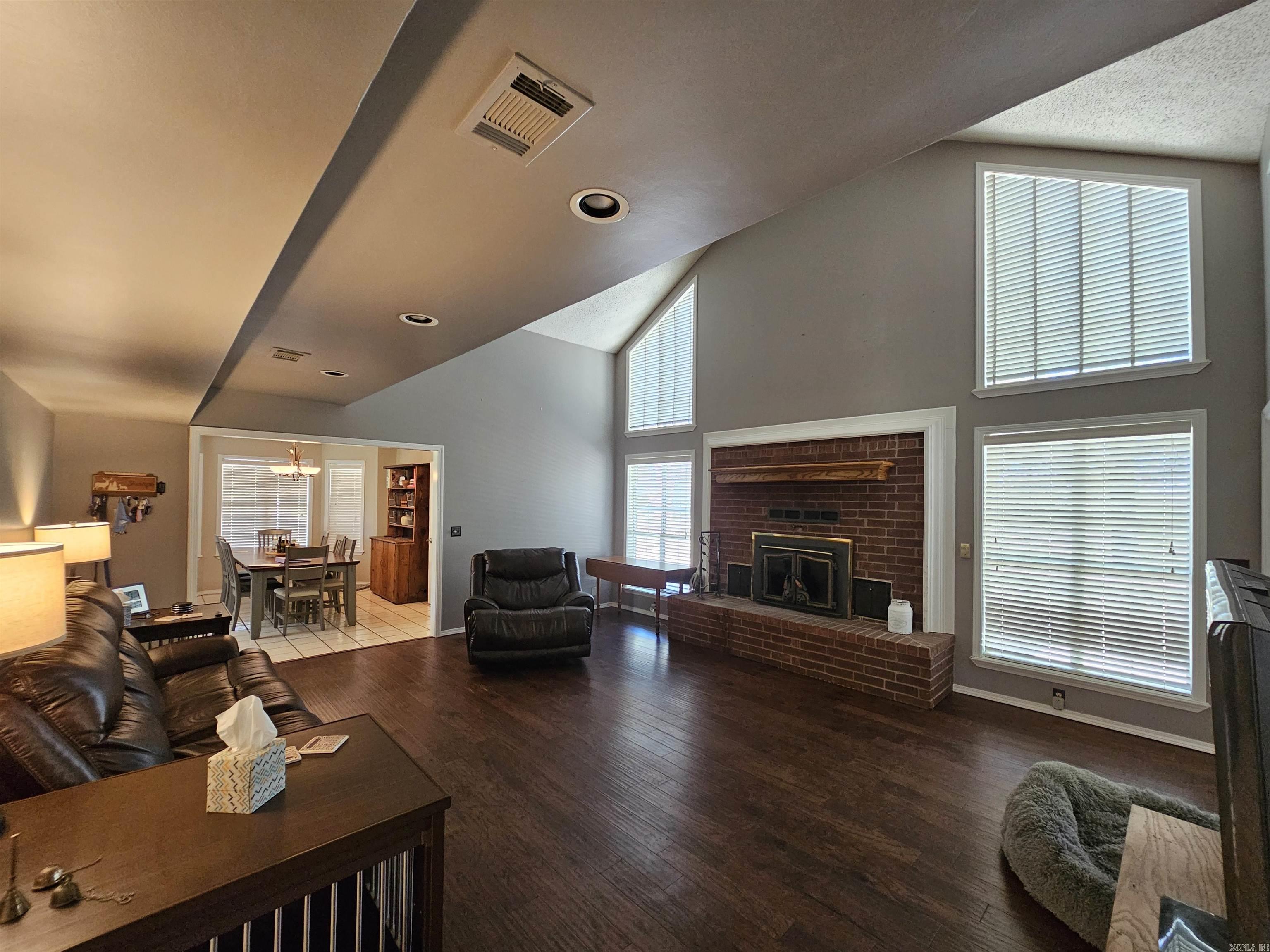 20  Mockingbird  Clarksville, AR