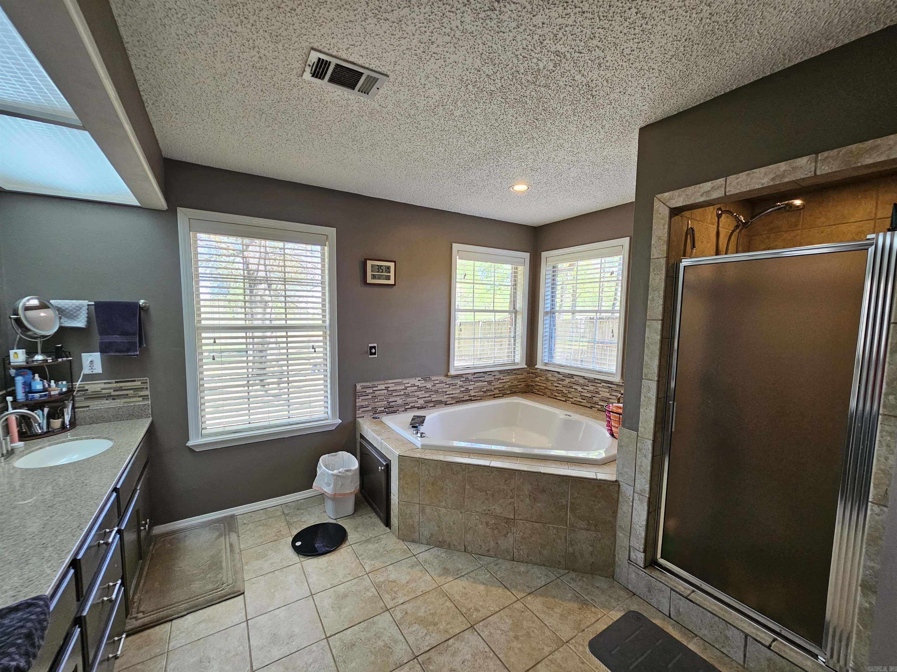 20  Mockingbird  Clarksville, AR